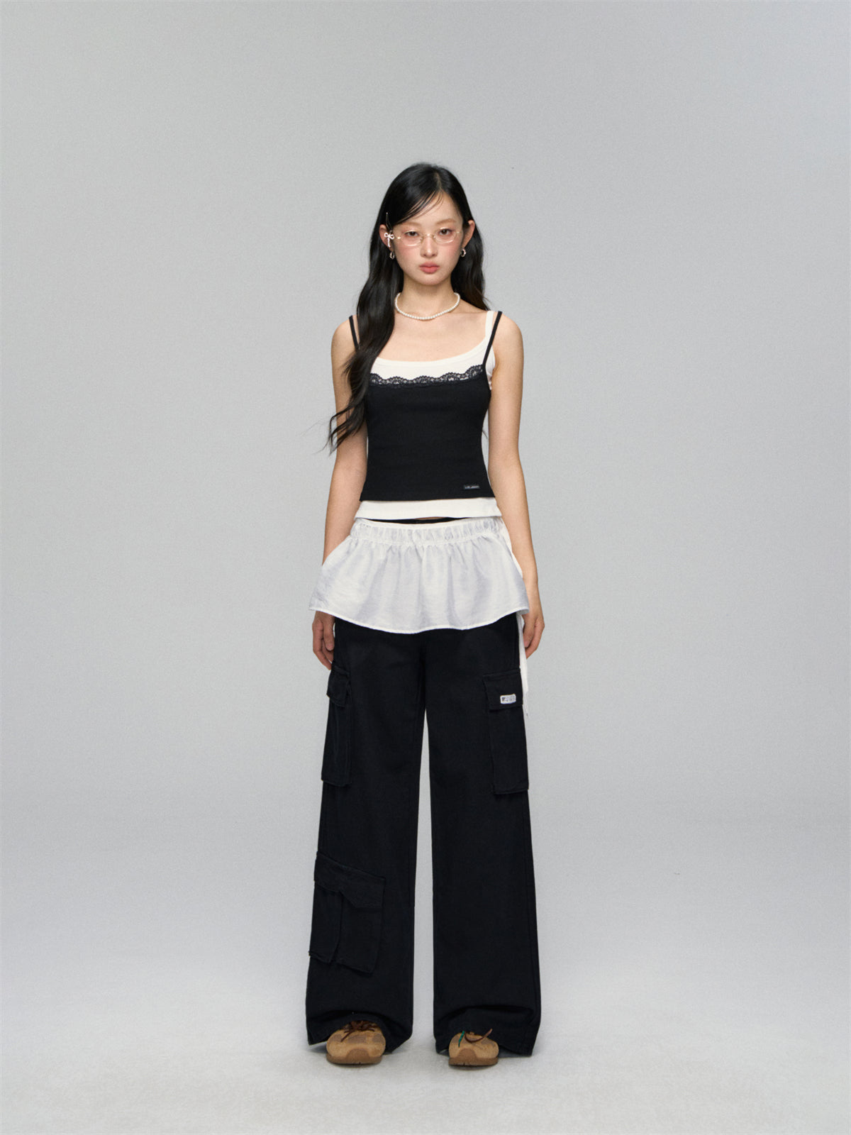 AsGony ASG25154 Fake two-piece lace patchwork camisole vest (2color)