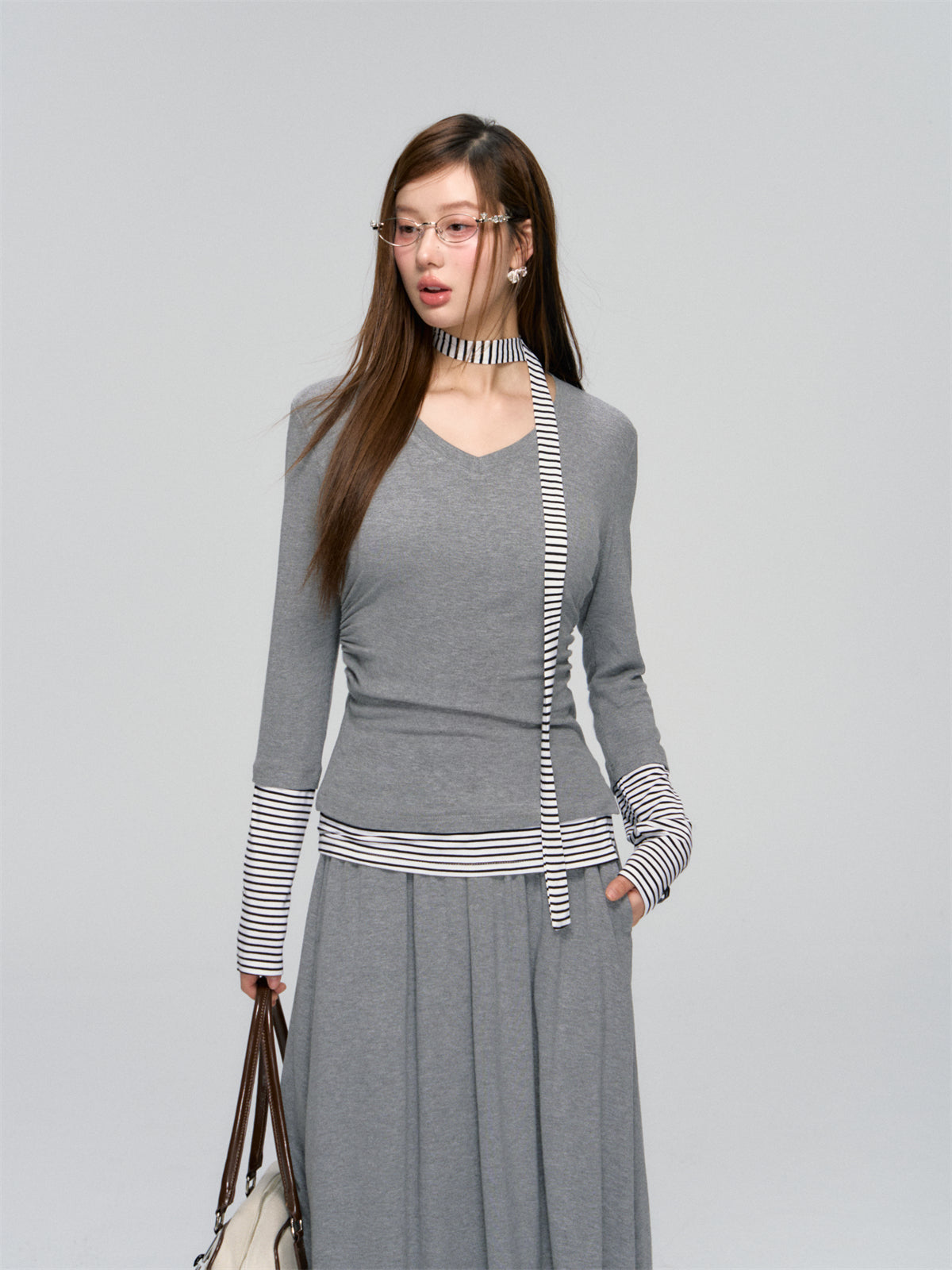 AsGony ASG25008&ASG25009 Slim fit V-neck ribbon base top + skirt set