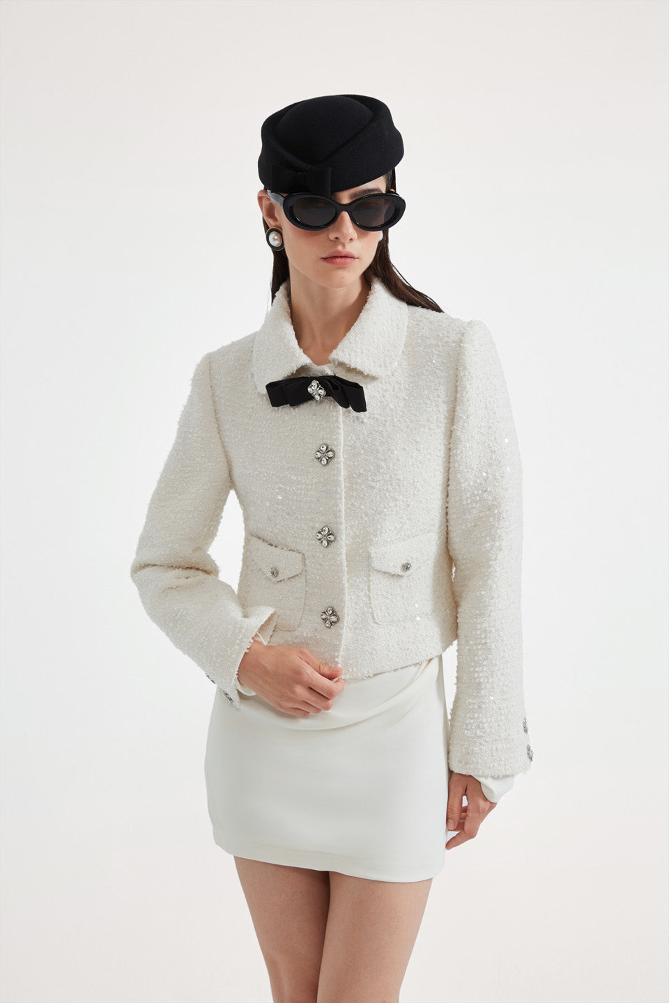 Kingwen White tweed short jacket + shorts set