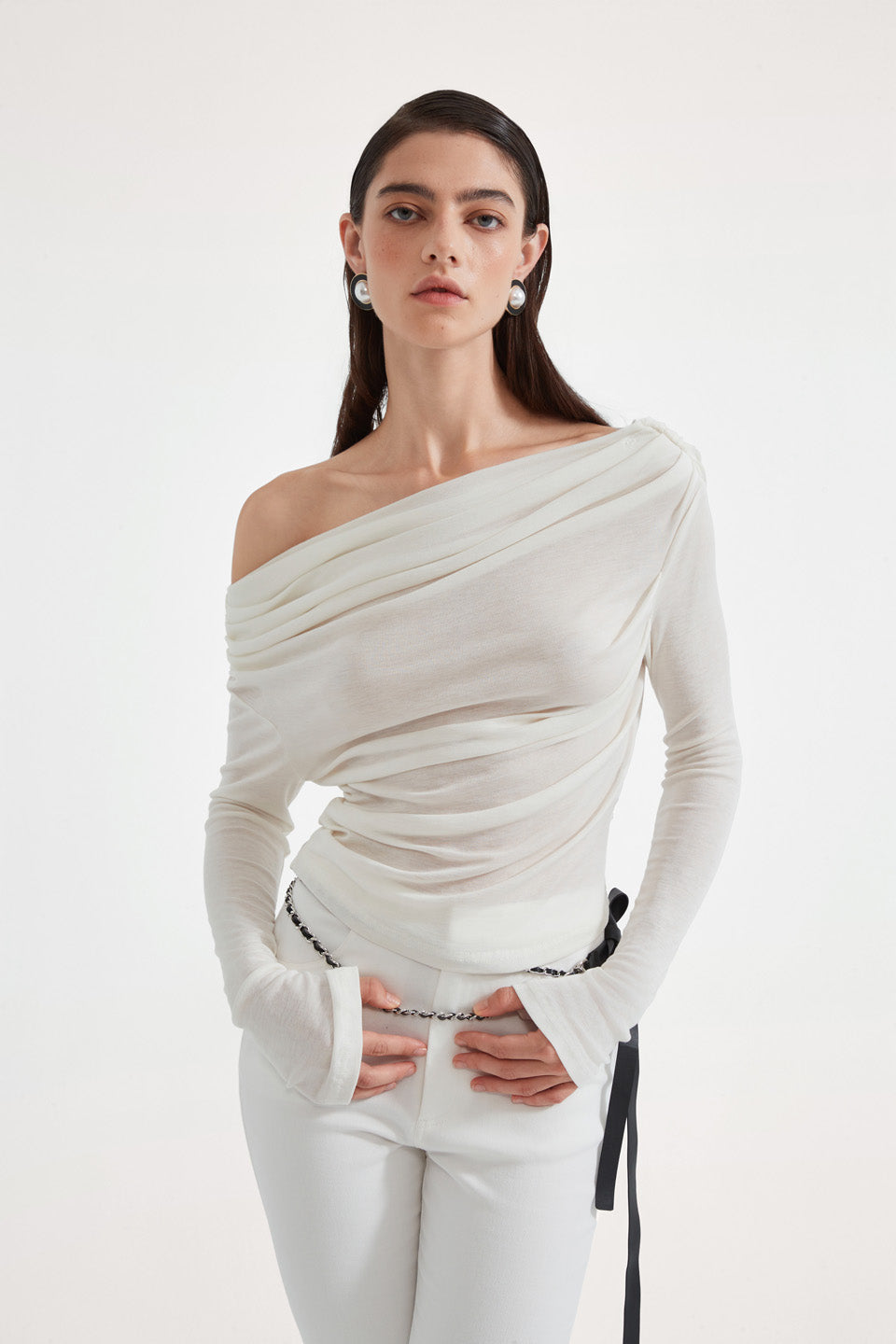 Kingwen White one shoulder pleated waist cinched top