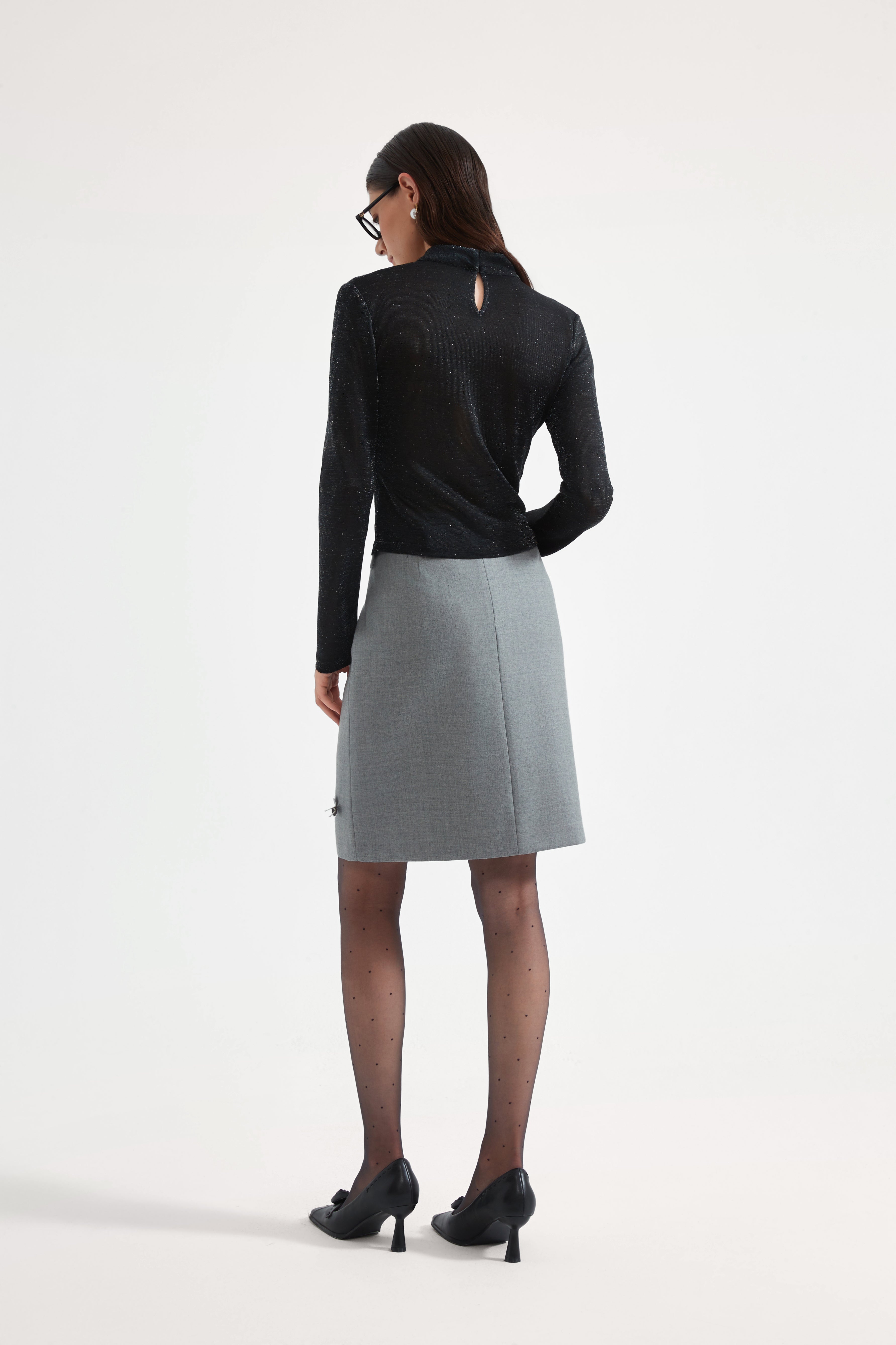 Kingwen Nail bead fake two-piece knitted top + skirt set