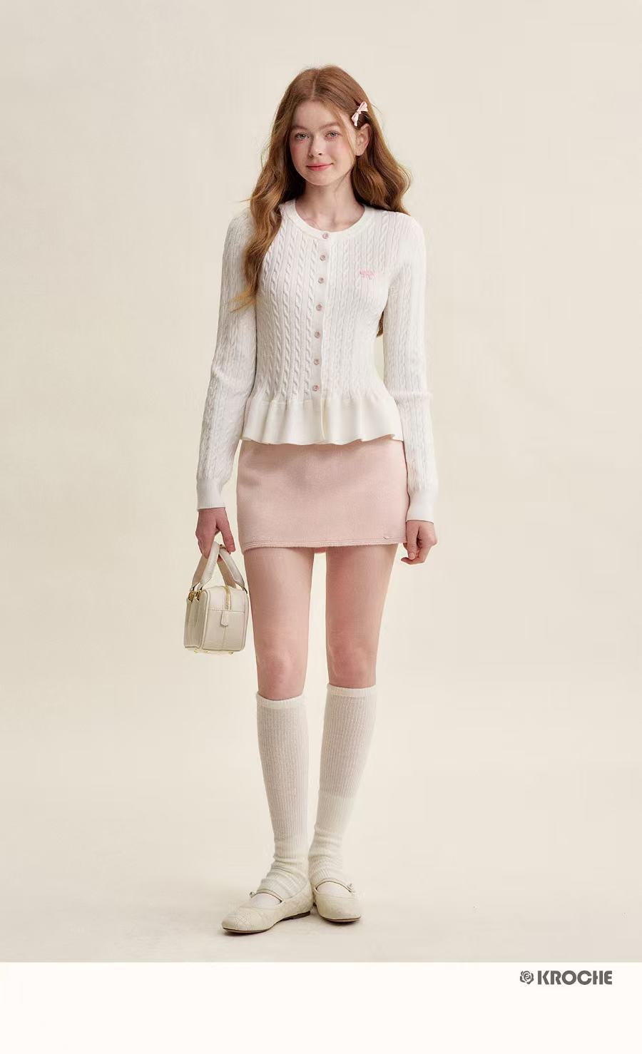 Kroche KB5018 Bow embroidery knitted top (2color)