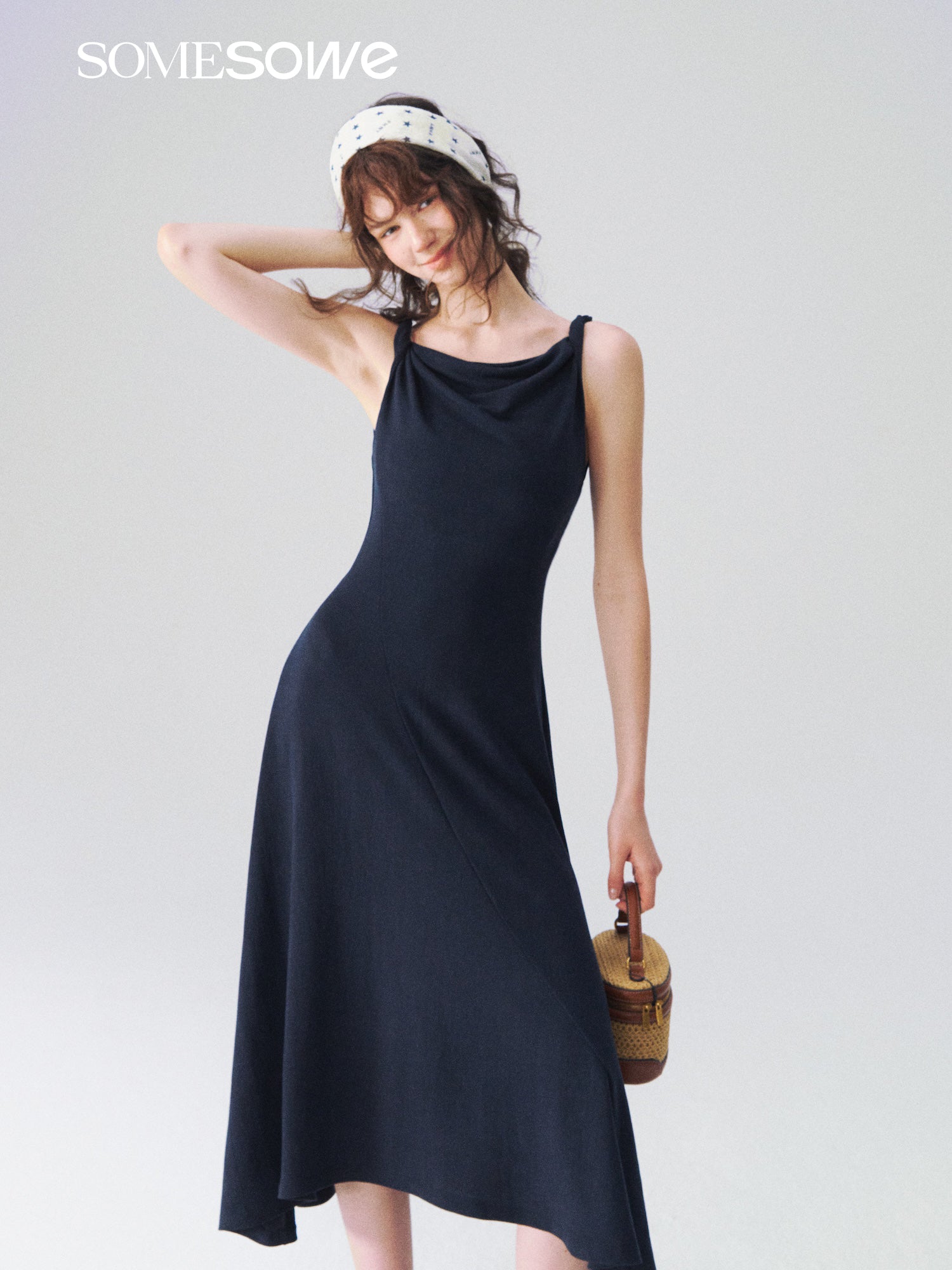 SOMESOWE S2609105 Twisted shoulder strap knit dress