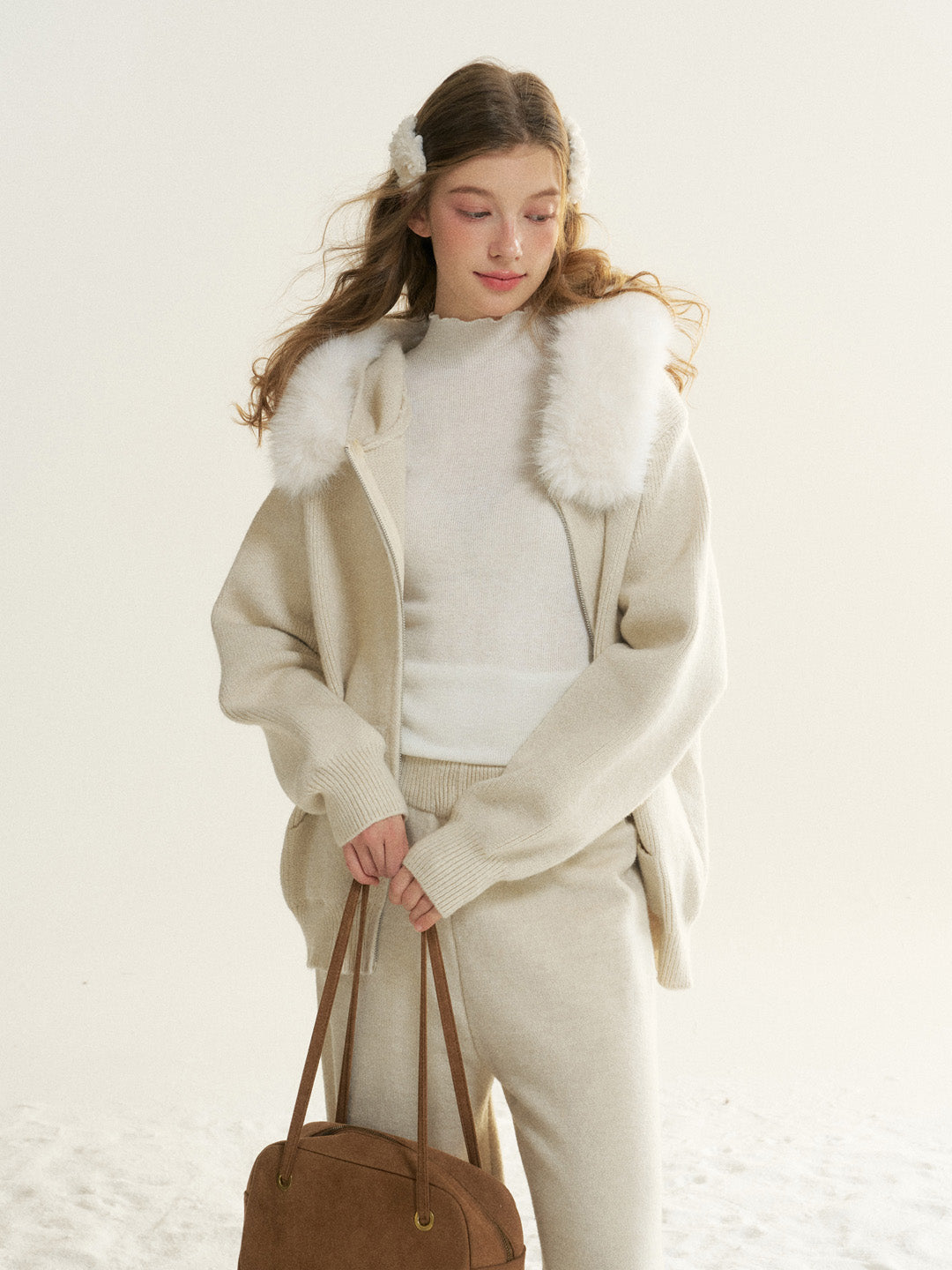 16DEWS 16D25555&16D25556 Cleanfit detachable fur collar hooded knitted cardigan + pants set