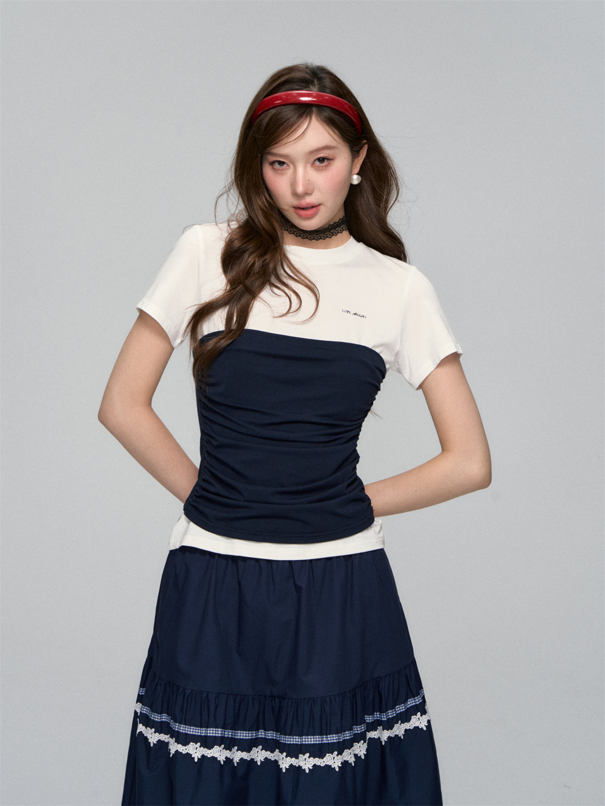 AsGony ASG25108 Fake two piece slim fit short sleeved top (2color)