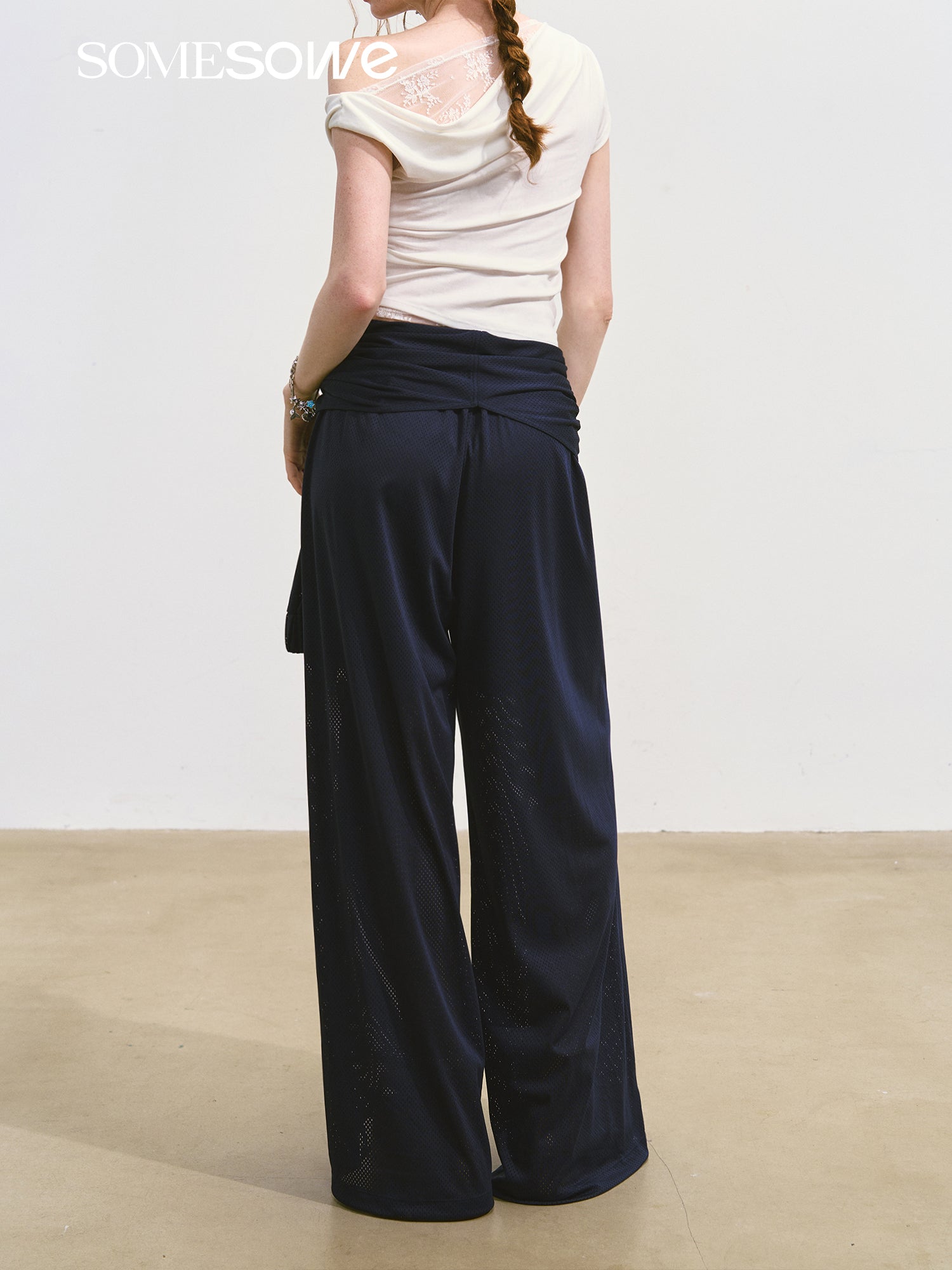 SOMESOWE S2508096 Vacation style lace up pants (2color)