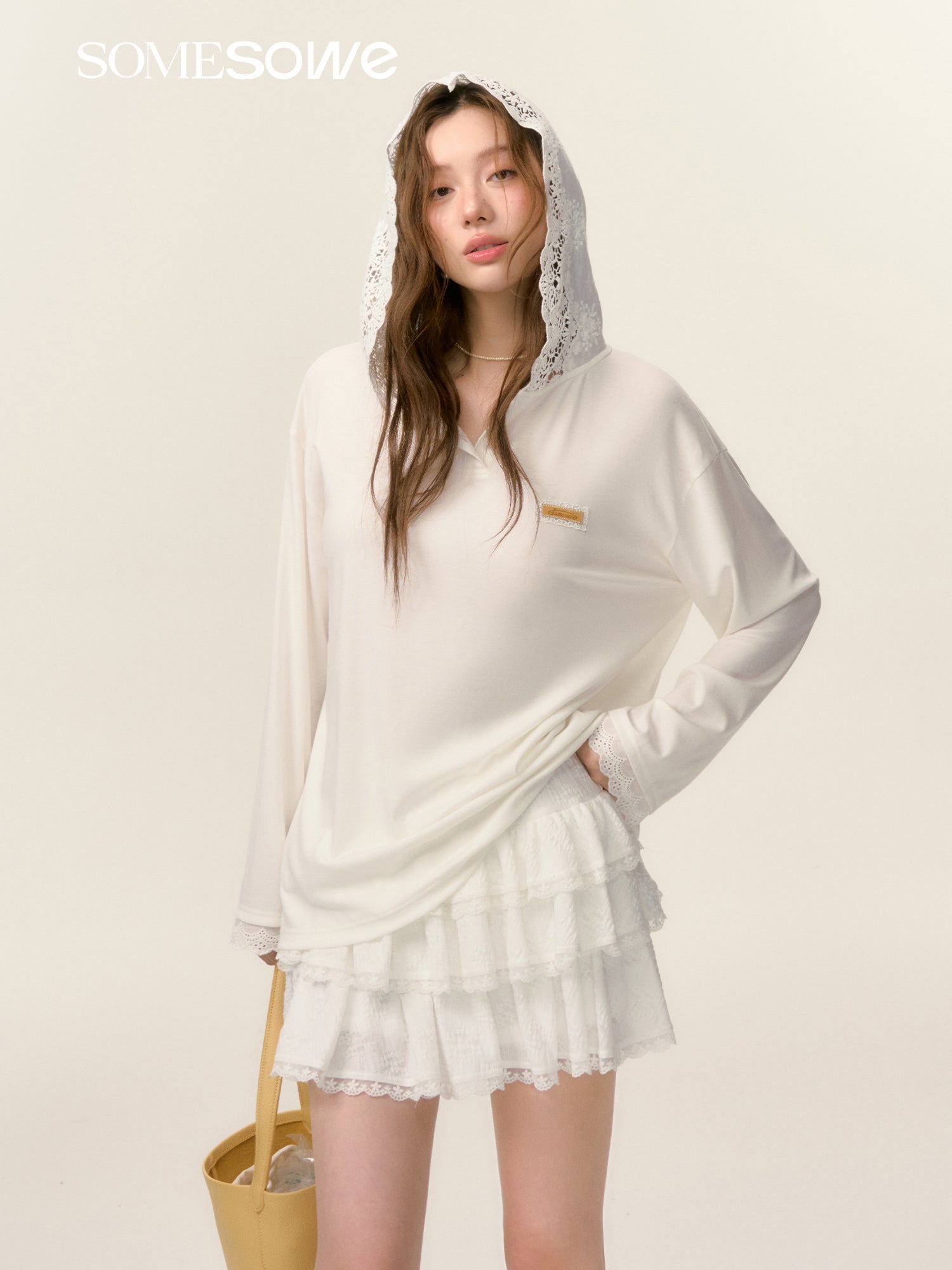 SOMESOWE S2508035 Lace patchwork hooded sunscreen top(2color)