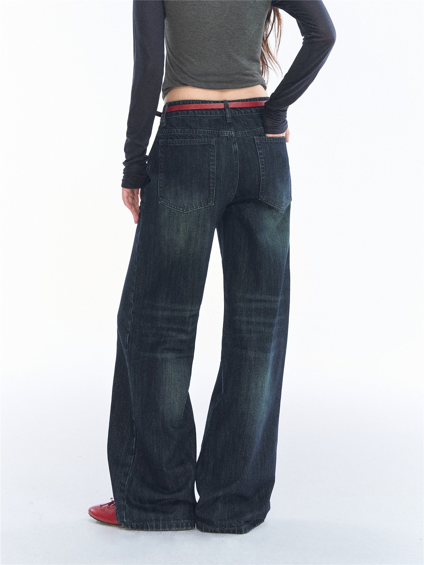 Asgony ASG26551 Low-Rise Straight-Leg Jeans with Red Belt