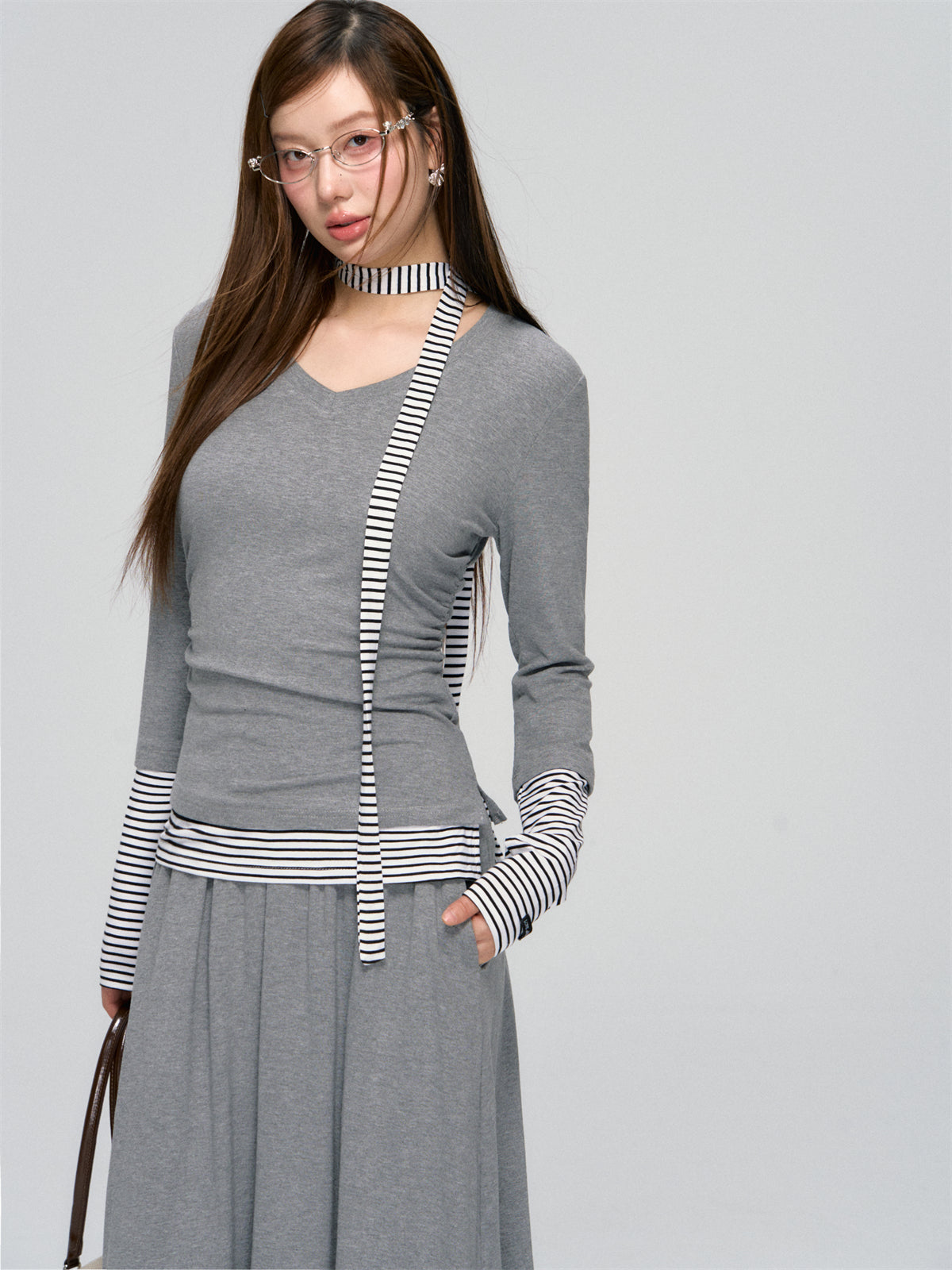 AsGony ASG25008&ASG25009 Slim fit V-neck ribbon base top + skirt set