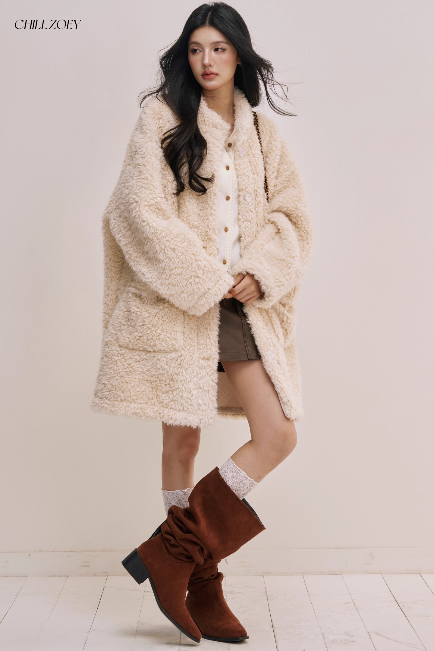 Chill Zoey M690324 Mid-Length Plush Coat(2color)