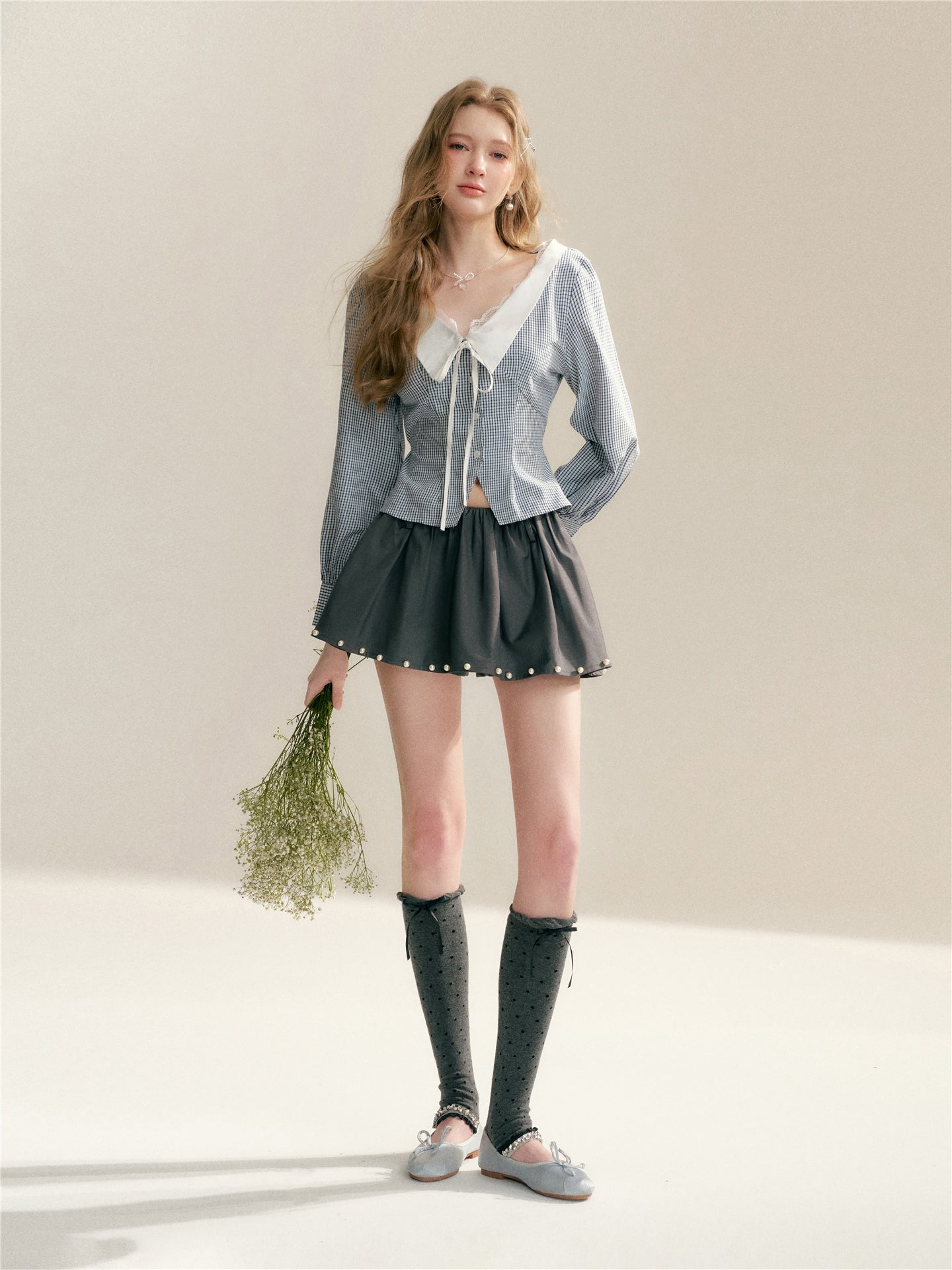 16DEWS 16D26020 Lace edged V-neck plaid patchwork waist cinching shirt