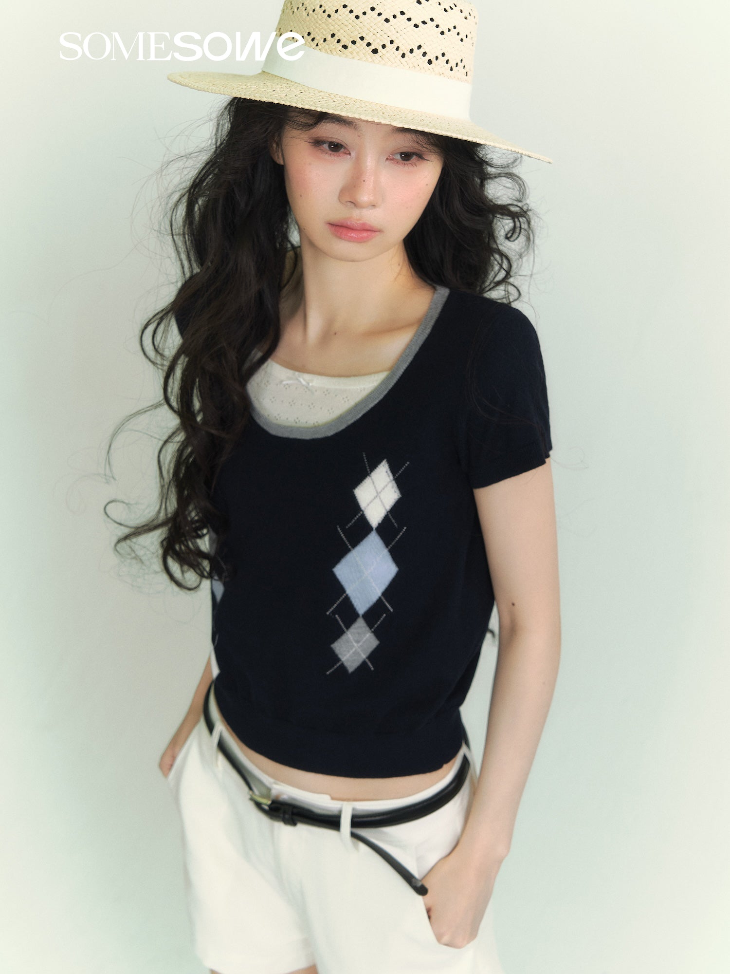 SOMESOWE S2609077 Lingge color matching fake two piece top