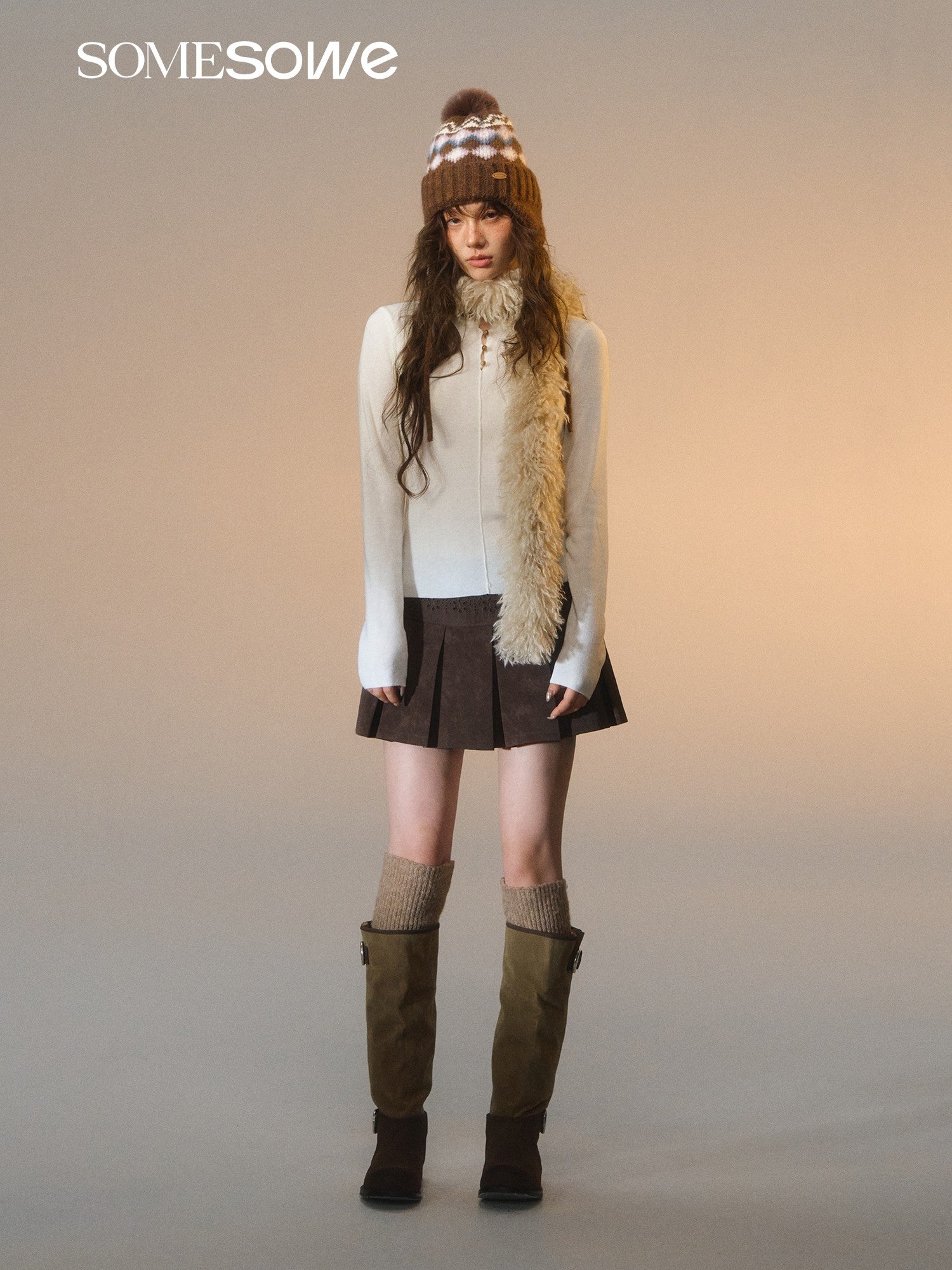 SOMESOWE S2508261 Lace patchwork velvet pleated leather short skirt