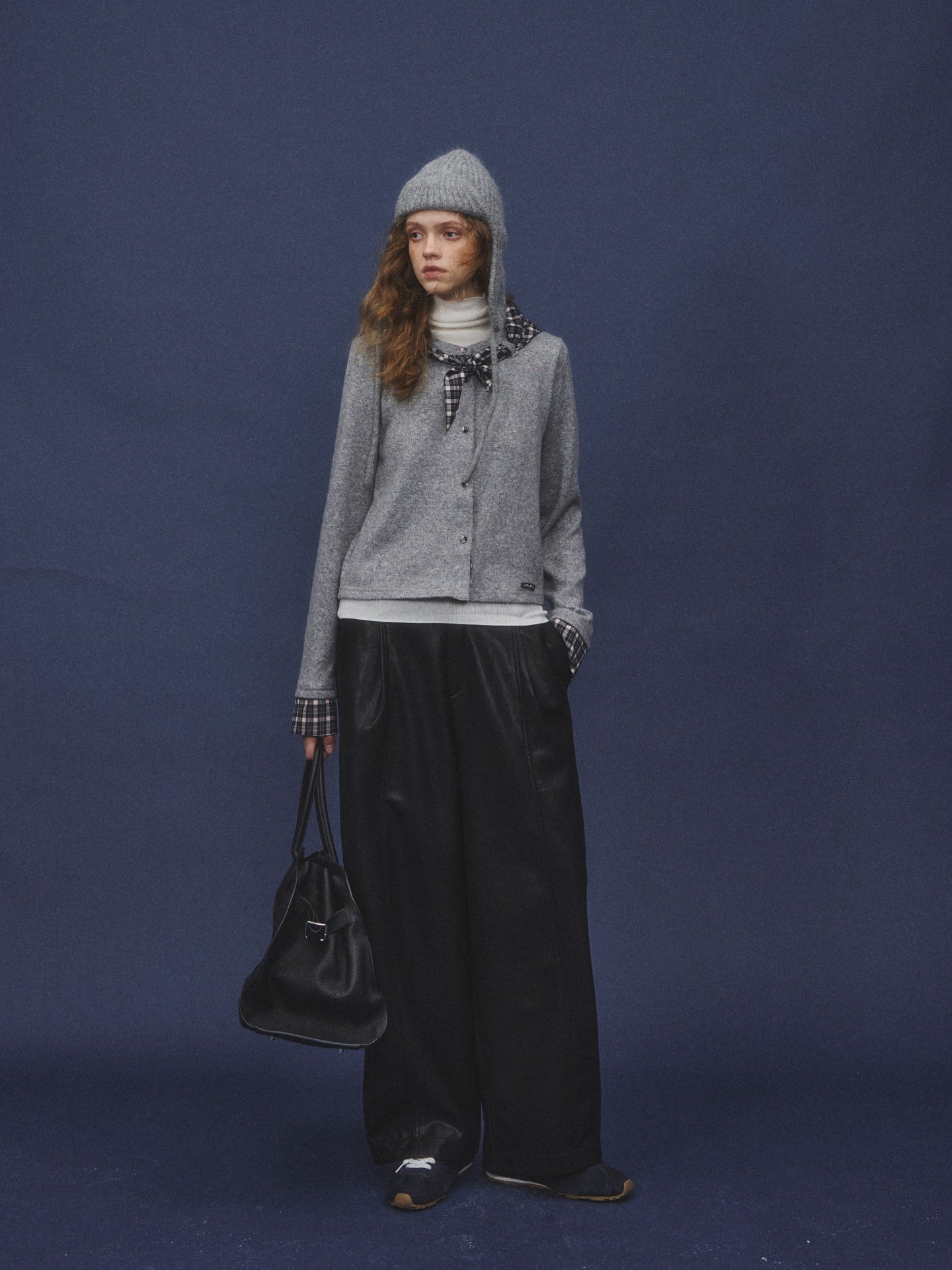 AsGony ASG25566 Wool plaid splicing tie sweater cardigan