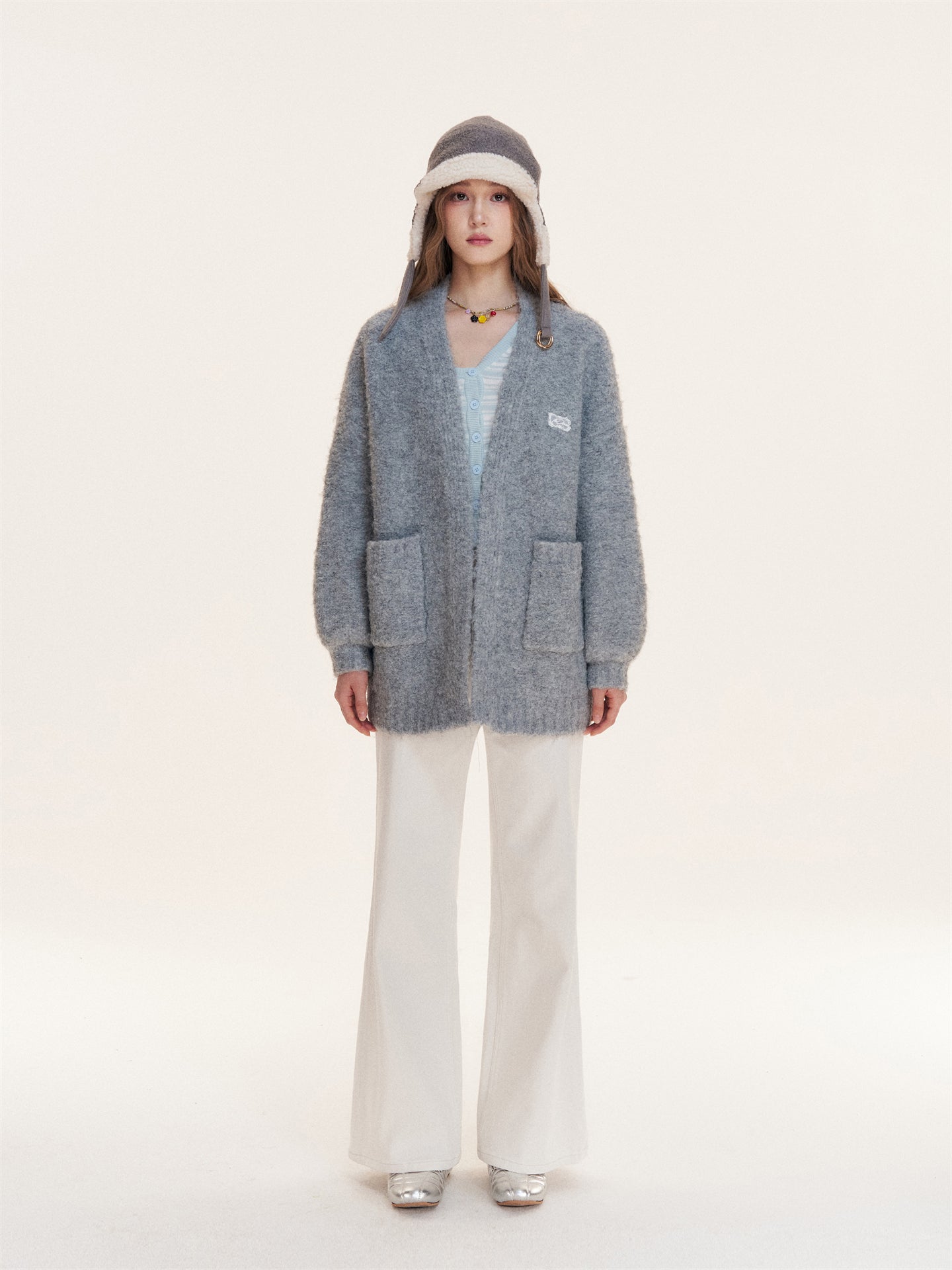 16DEWS 16D25421 Slanted shoulder design striped long sleeved knitted sweater