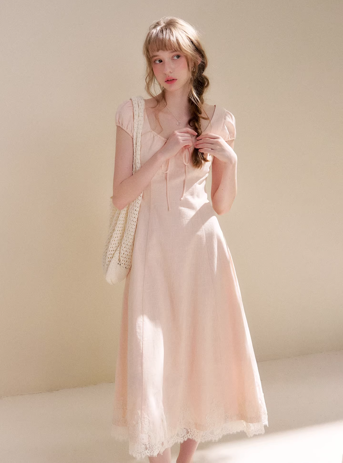 Kroche KR6063 Splicing lace waist cinching dress