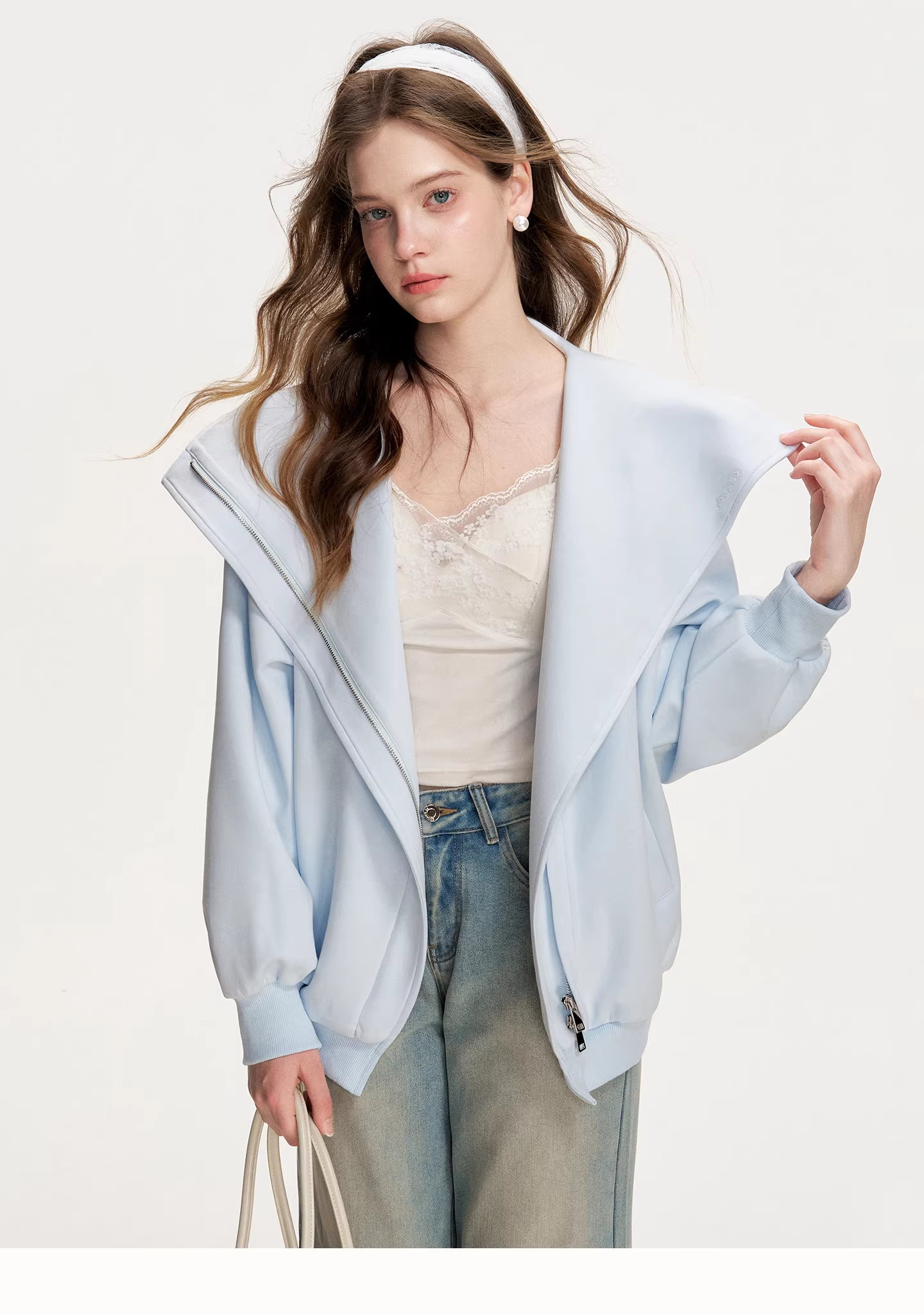 Kroche KVA8008 Embroidered loose hoodie