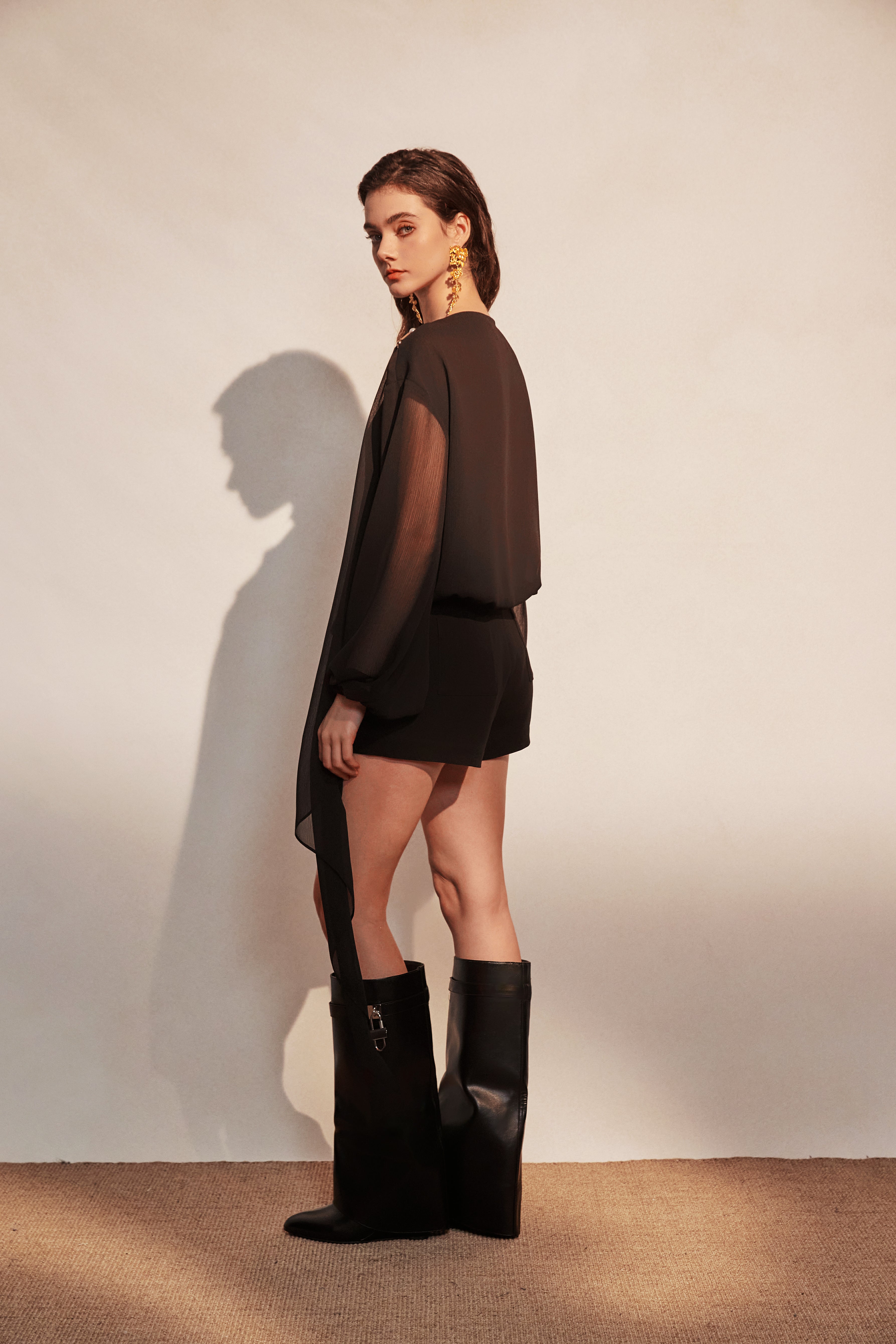 Kingwen Black V-neck long sleeved shirt + Pleated ribbon skirt set (seperate)