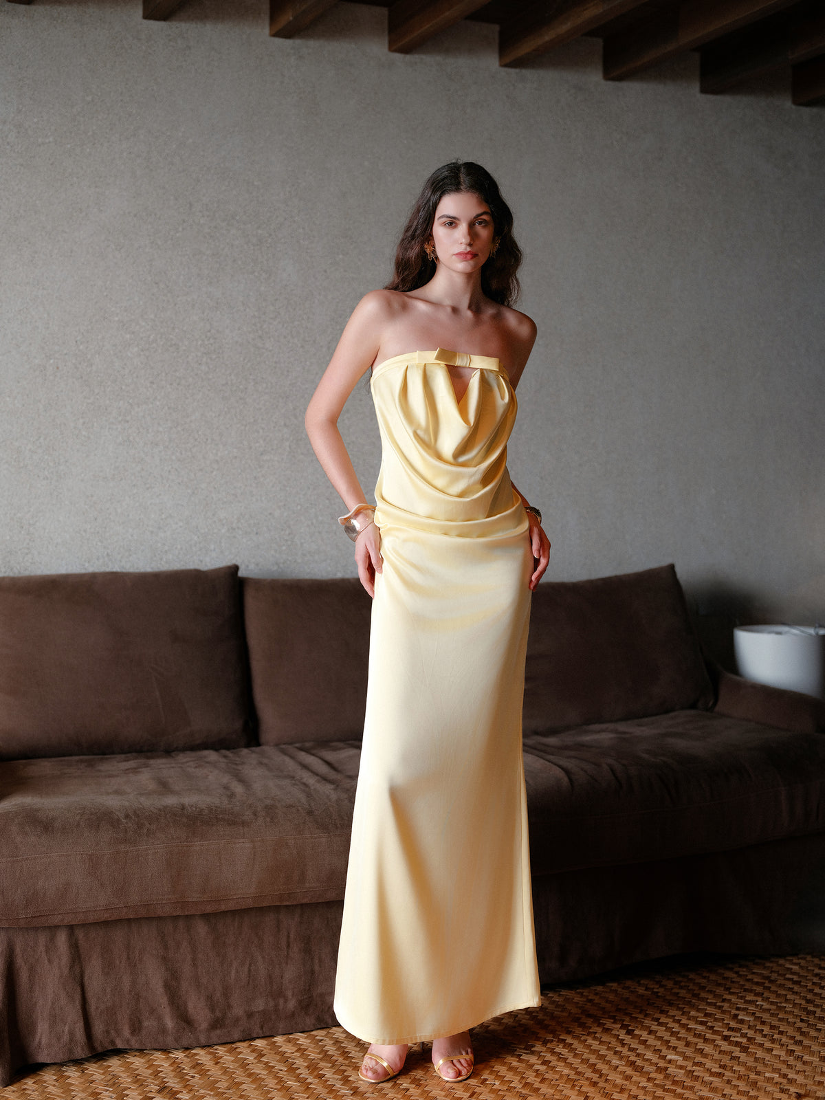 SHEERLUCK SLLYQ25132 Strapless and backless dress(2color)