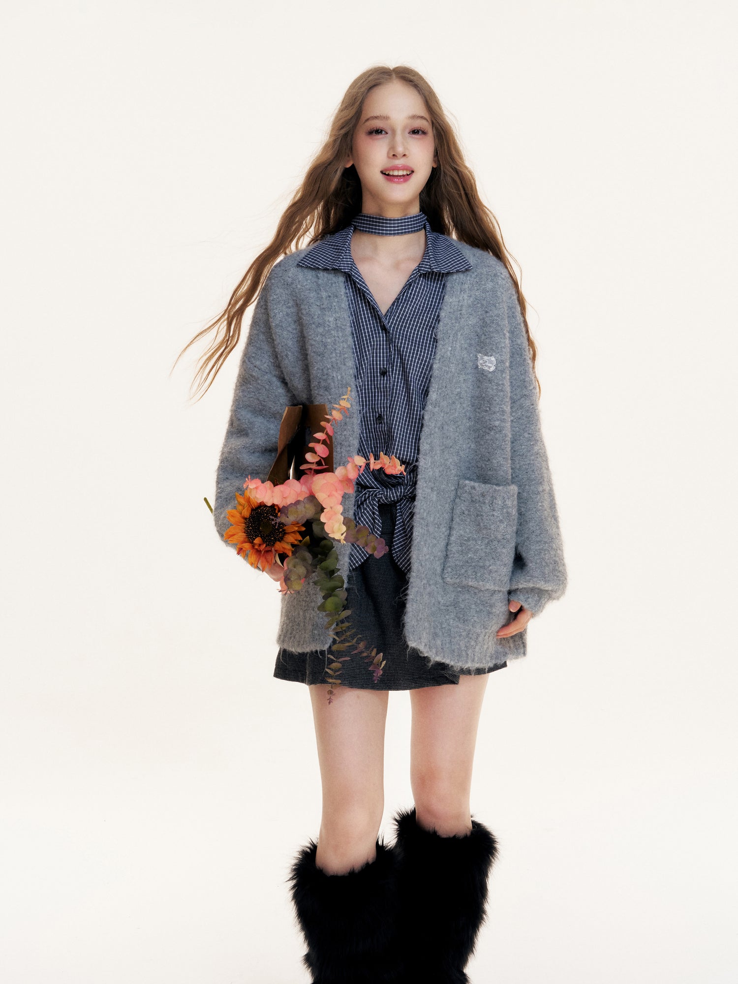 16DEWS 16D25420 Grid V-neck long sleeved shirt (with ribbon)