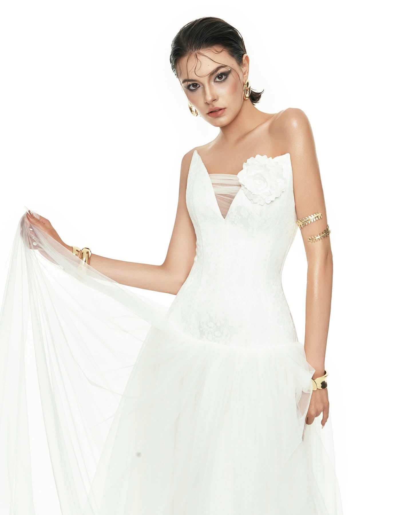 Kathy V-neck waist cinching maxi dress