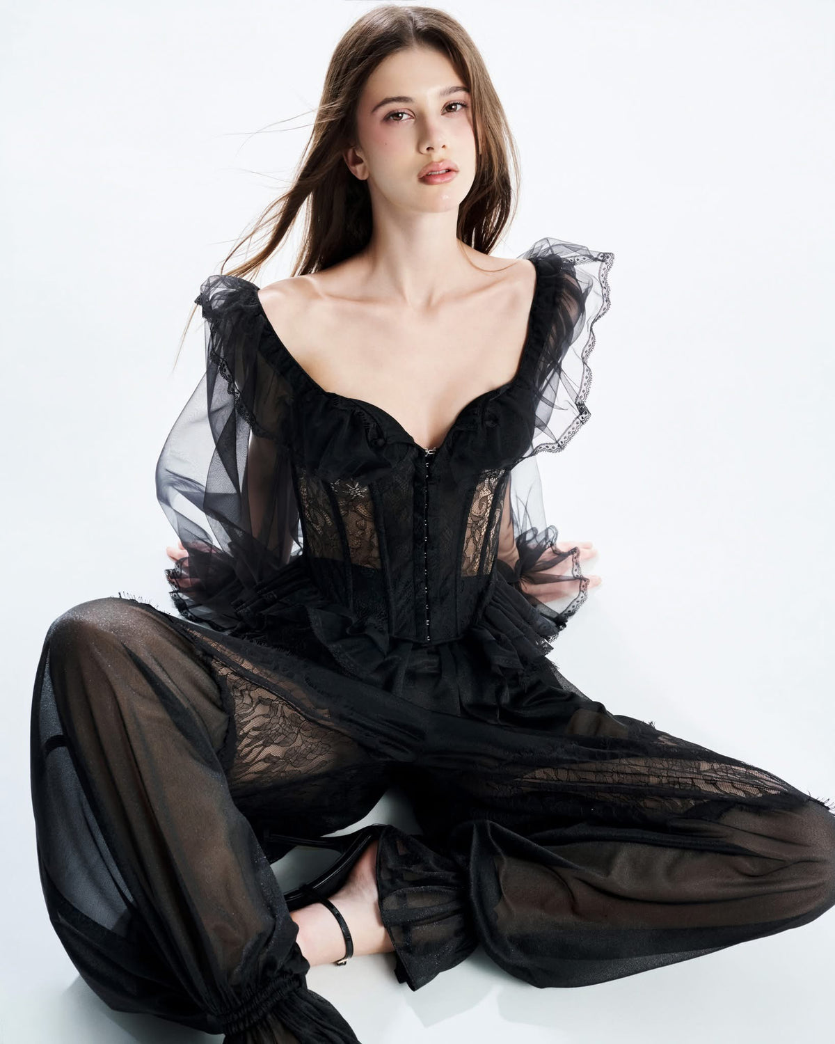 MUST HAVE Corset Lace Top & Baggy Pants