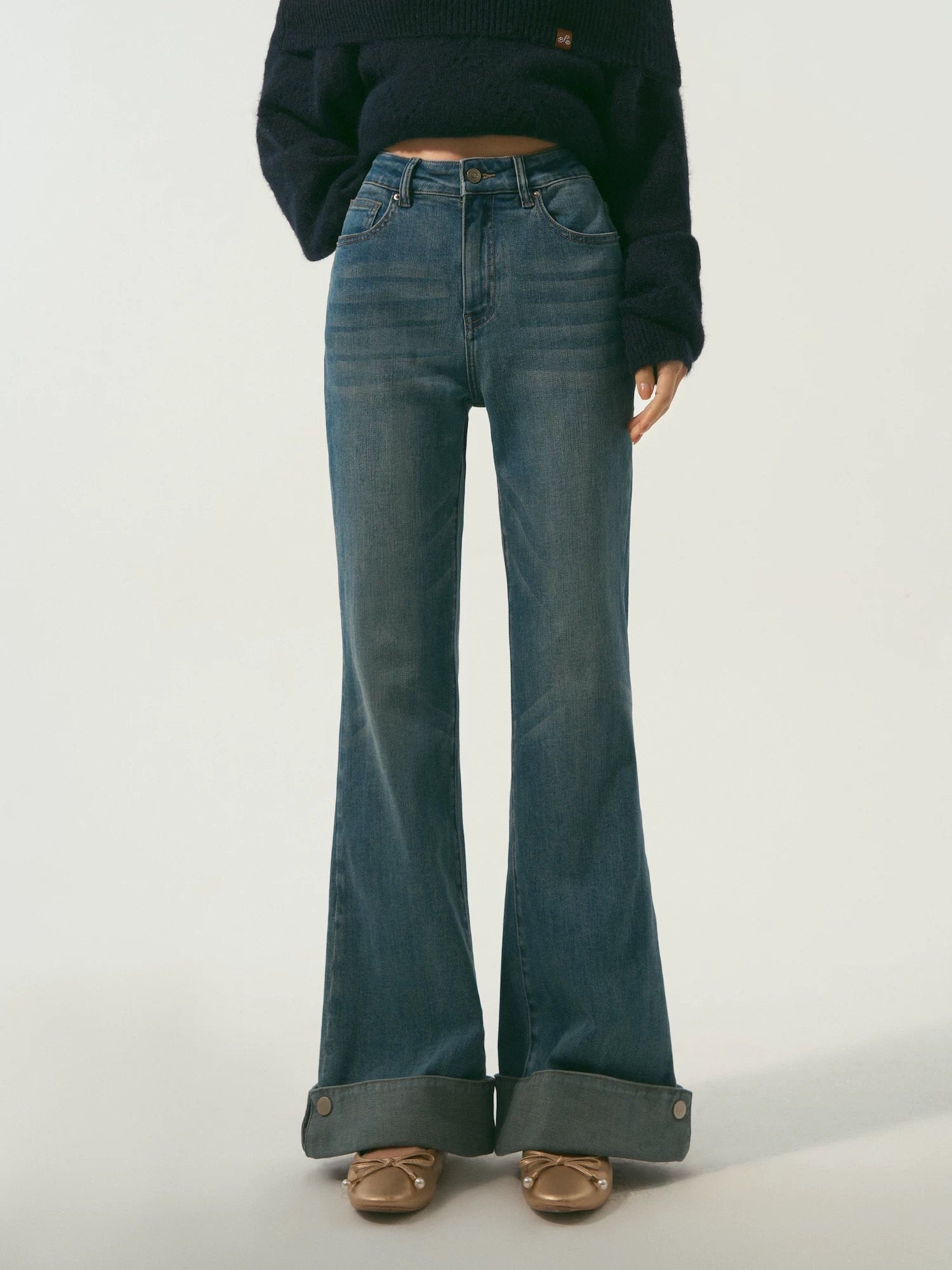 SOMESOWE Flip up micro flared jeans