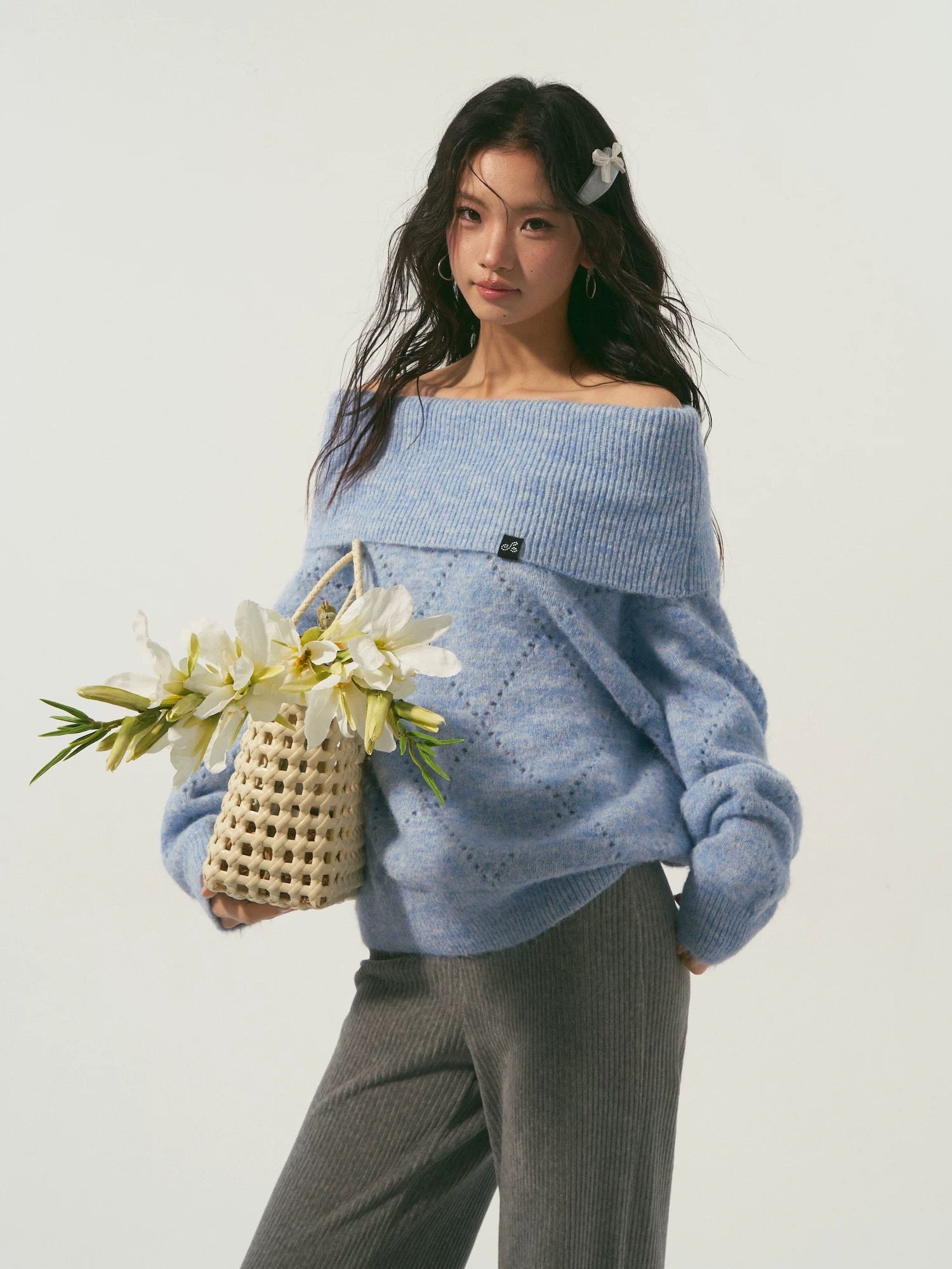 SOMESOWE Diamond grid hollow out shoulder sweater