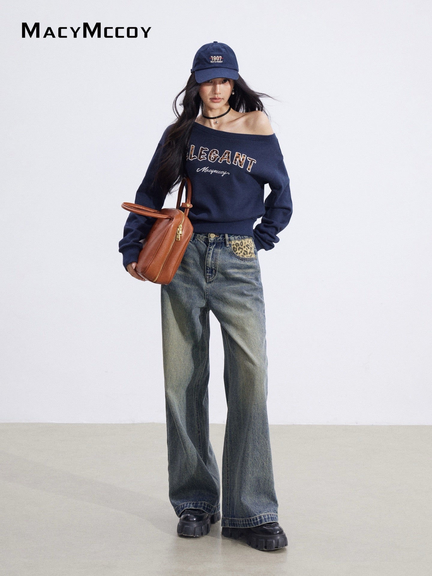 MacyMccoy MMC2026012 Off shoulder letter hoodie