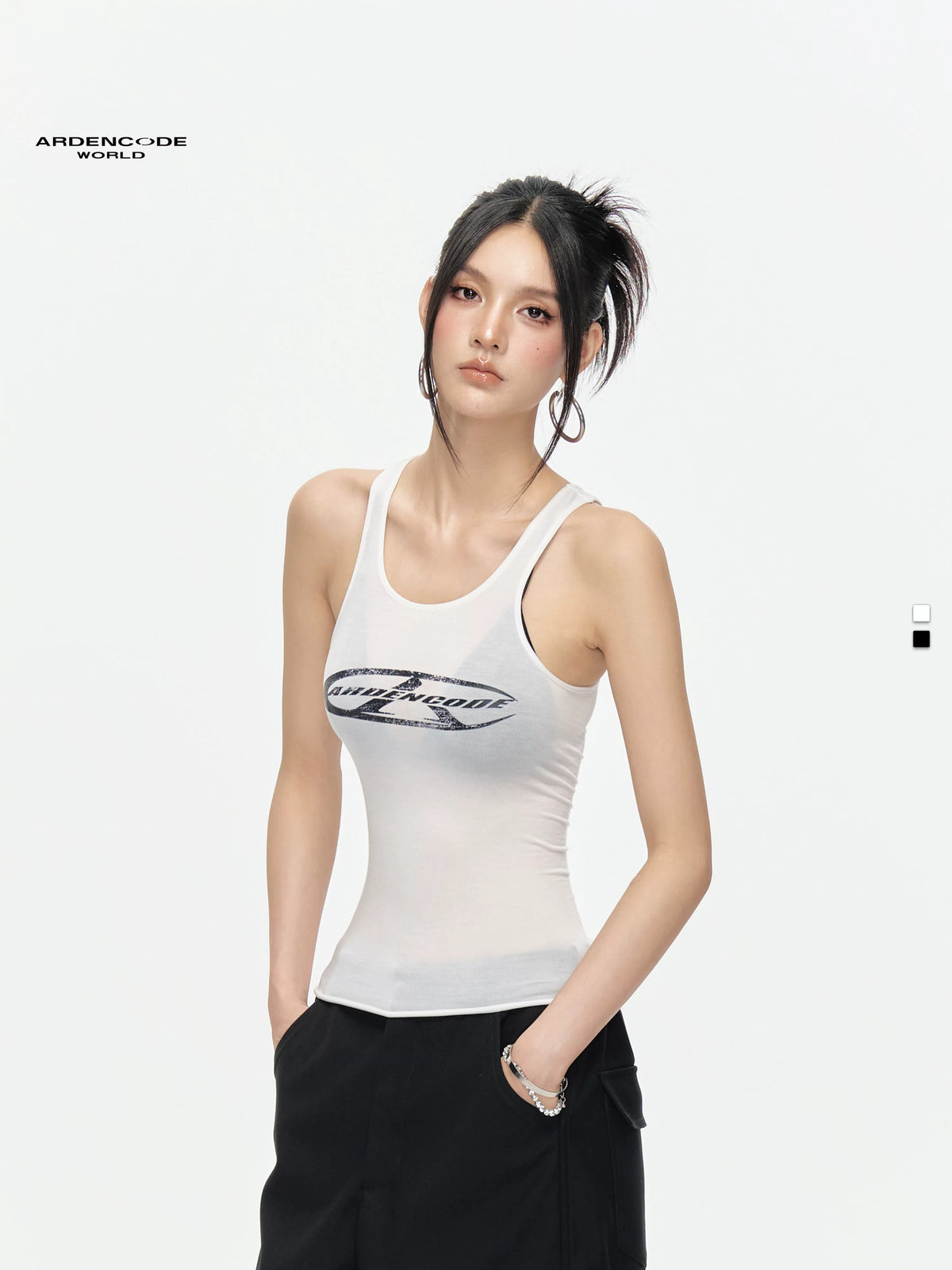 Arden Code Lightweight slim fitting vest