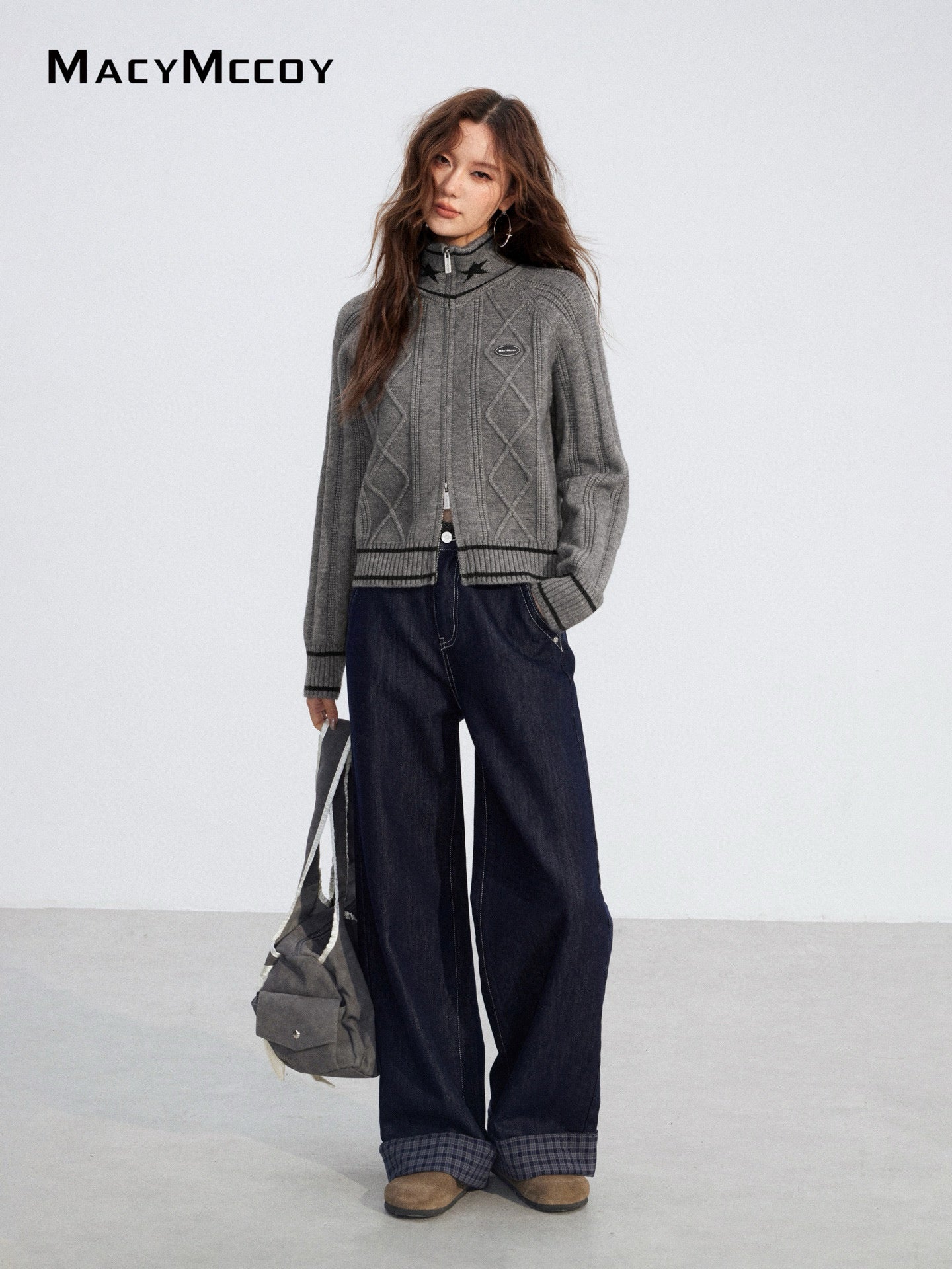 MacyMccoy MMC2025215 Contrast zip Fried Dough Twists sweater