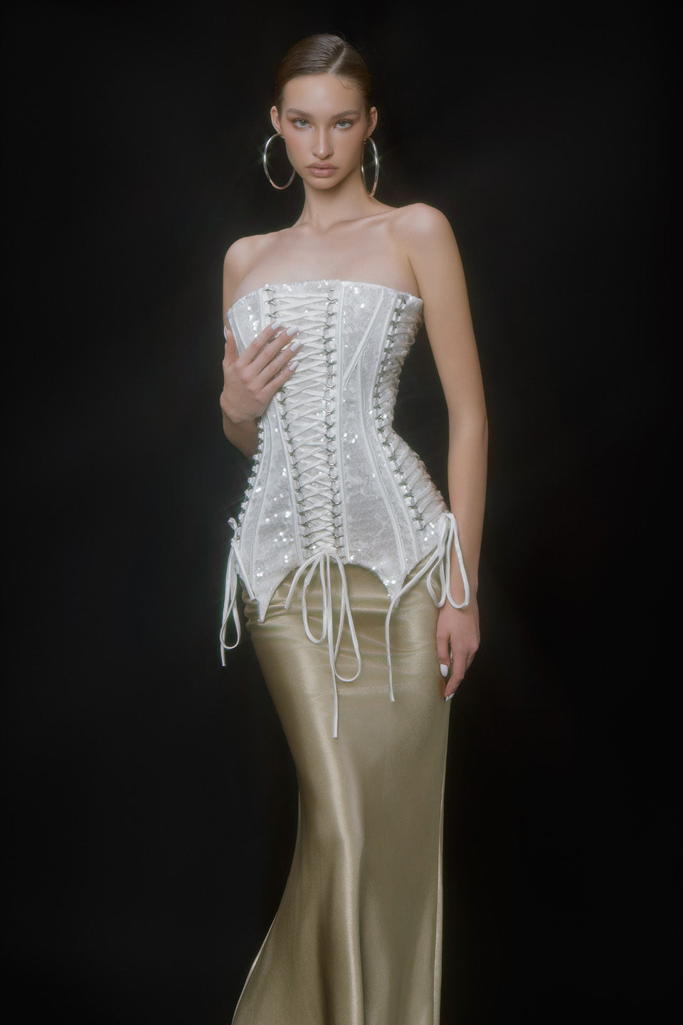 MAEL FEMME IWON JACKET & ANOK TOP & MOORAEL SKIRT