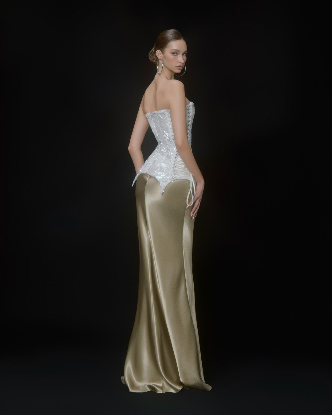 MAEL FEMME IWON JACKET & ANOK TOP & MOORAEL SKIRT