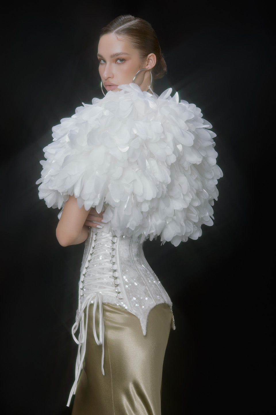 MAEL FEMME IWON JACKET & ANOK TOP & MOORAEL SKIRT