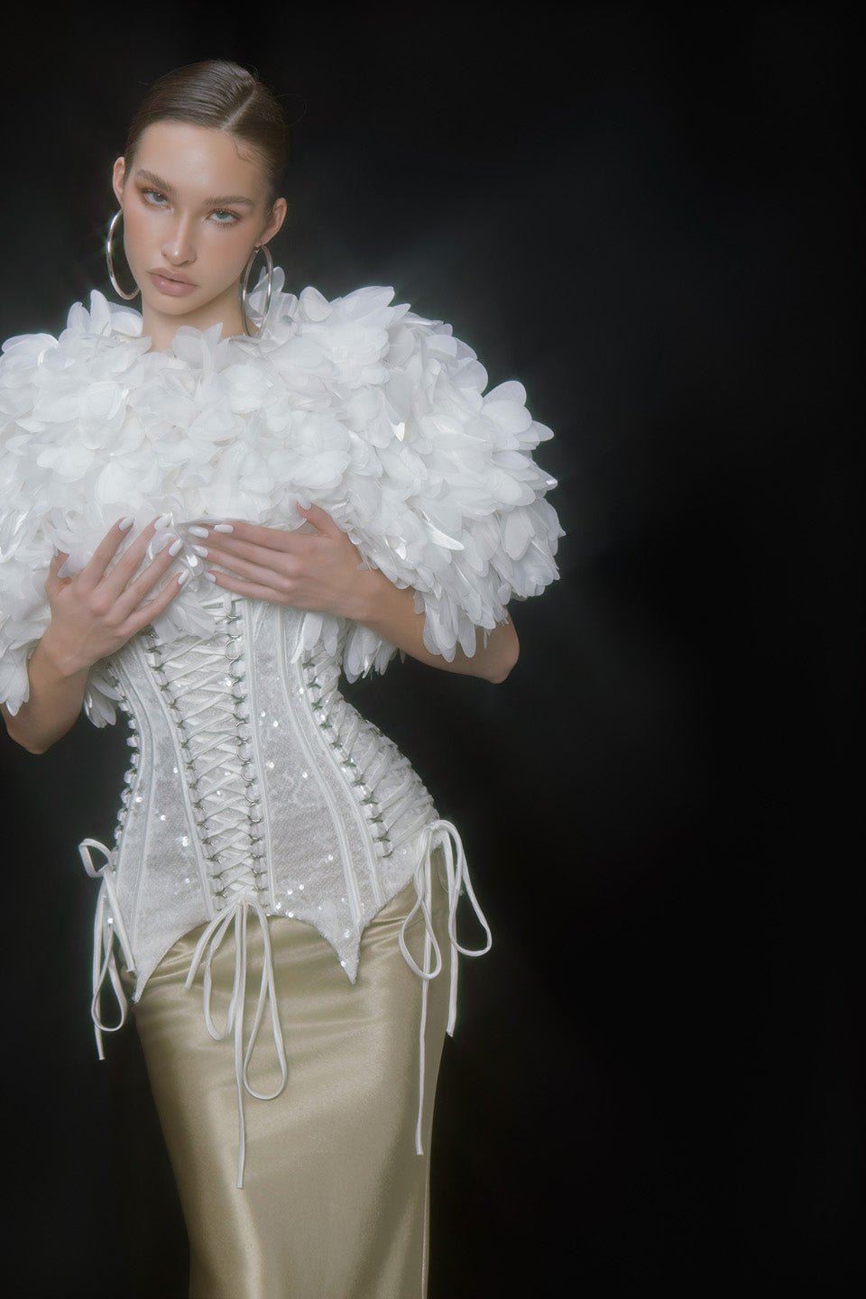 MAEL FEMME IWON JACKET & ANOK TOP & MOORAEL SKIRT