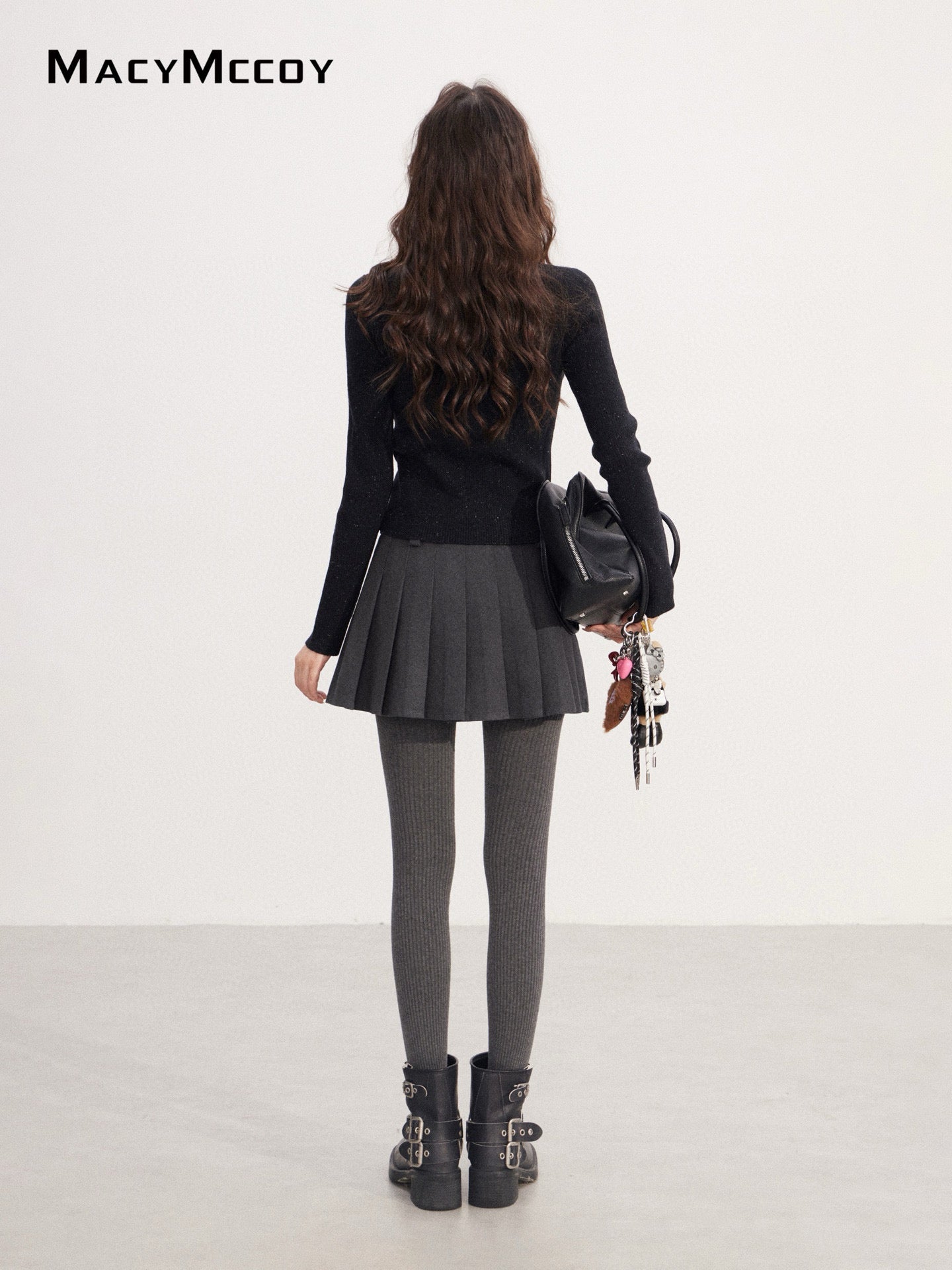 MacyMccoy MMC2025224 V-neck bright silk knitted base top