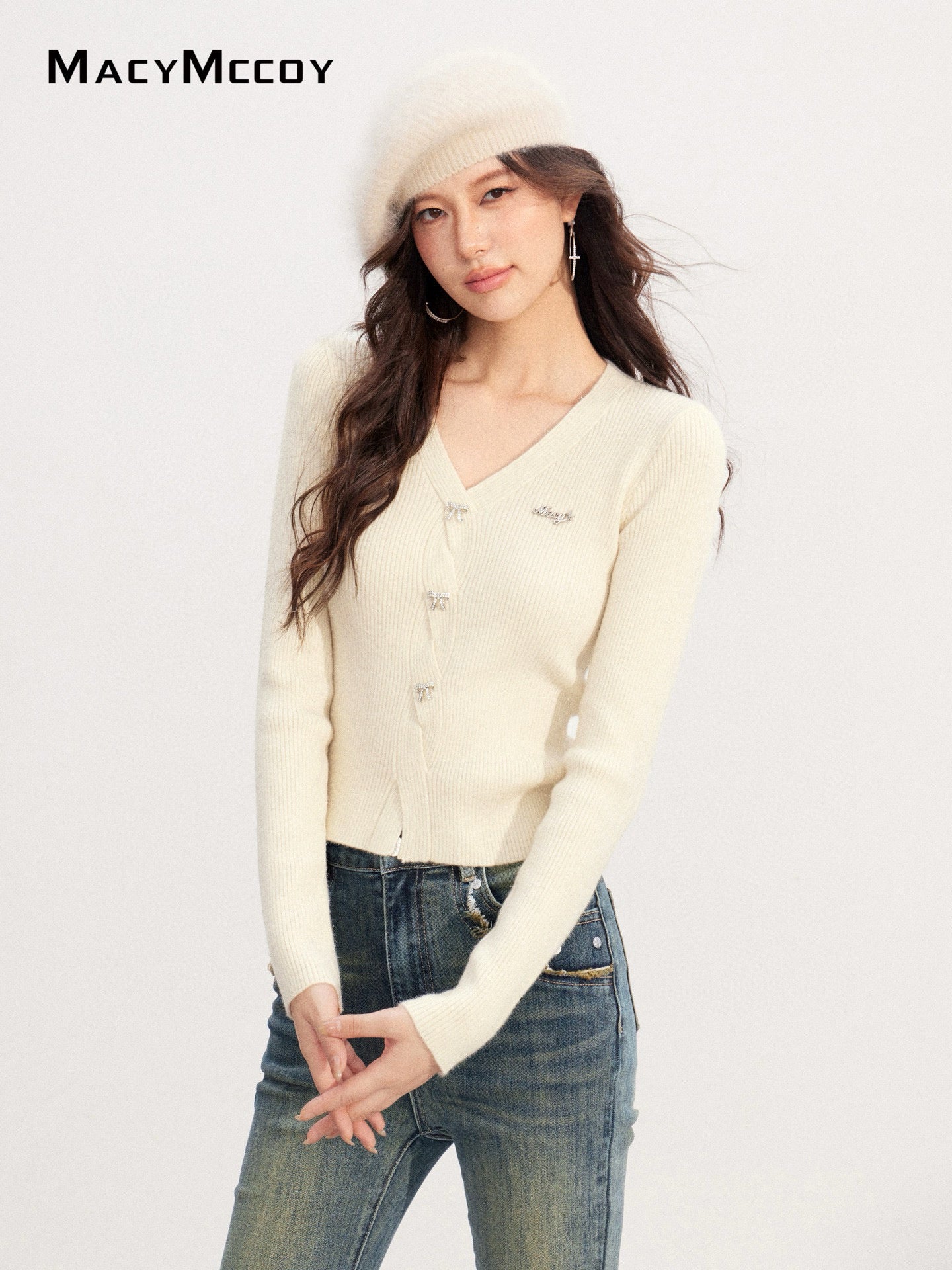 MacyMccoy MMC2025224 V-neck bright silk knitted base top