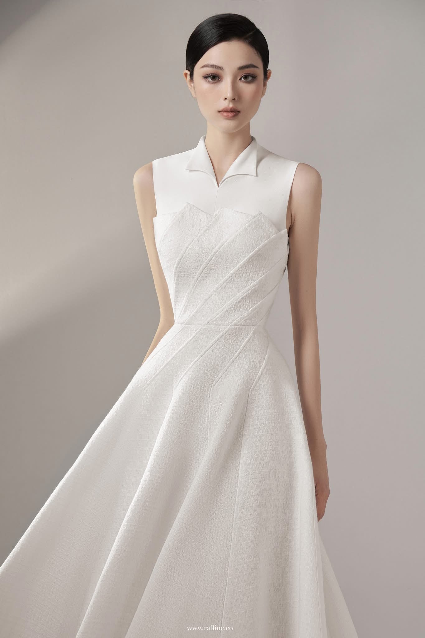 Raffiné KATHARINA KNIFE PLEATED MIDI DRESS