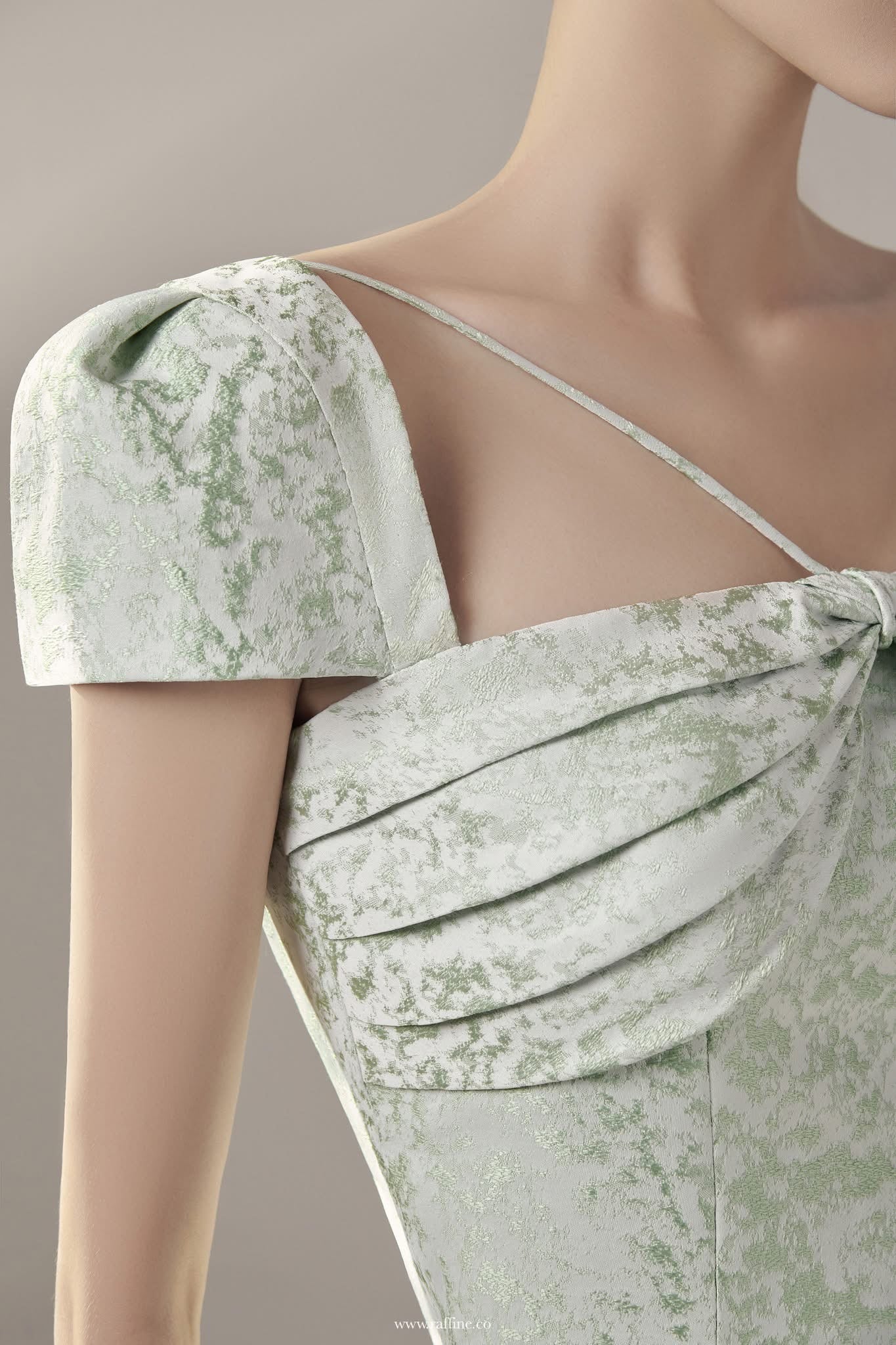 Raffiné ANSELLA PLEAT AND TWIST MINI DRESS