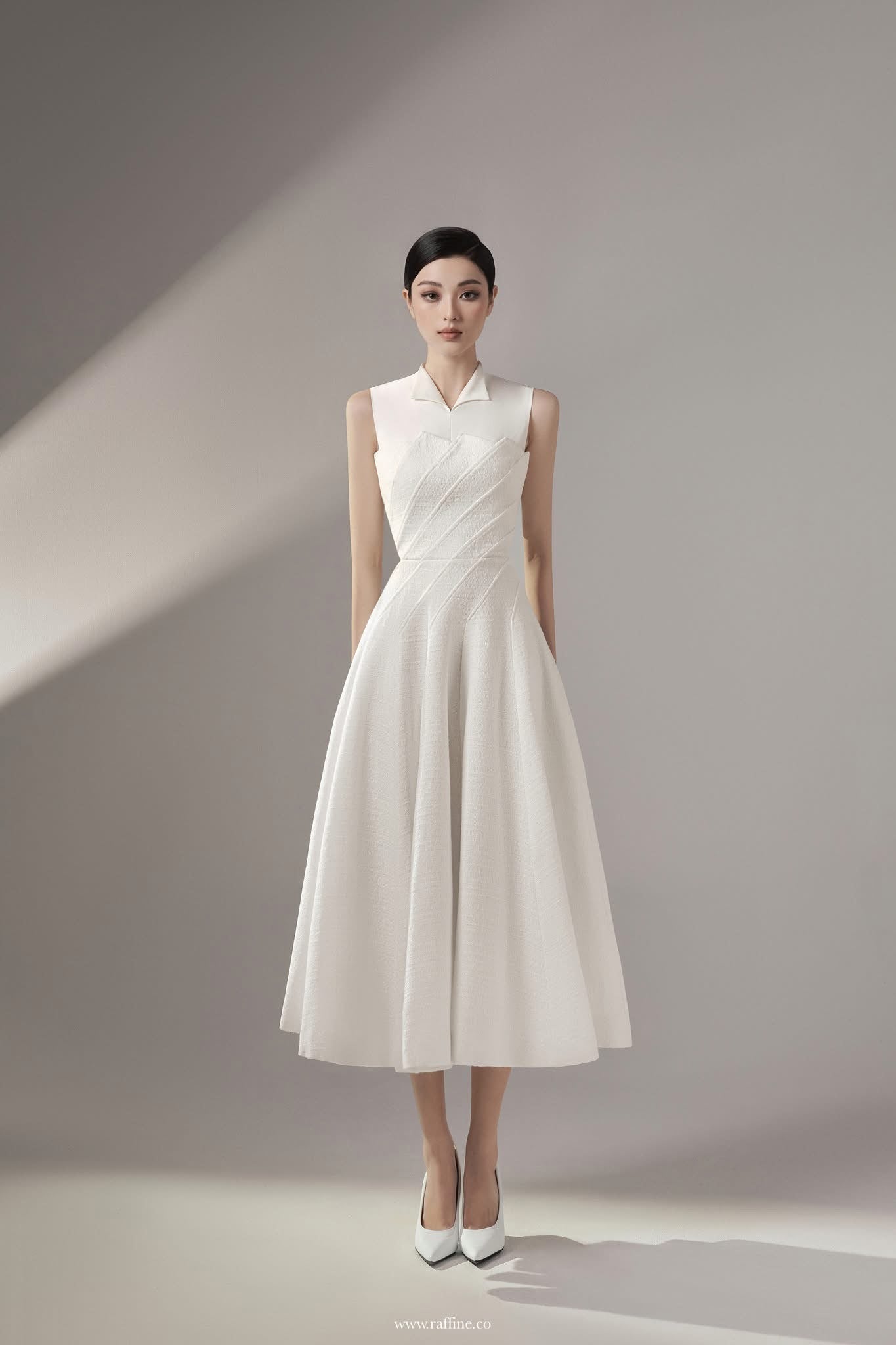 Raffiné KATHARINA KNIFE PLEATED MIDI DRESS
