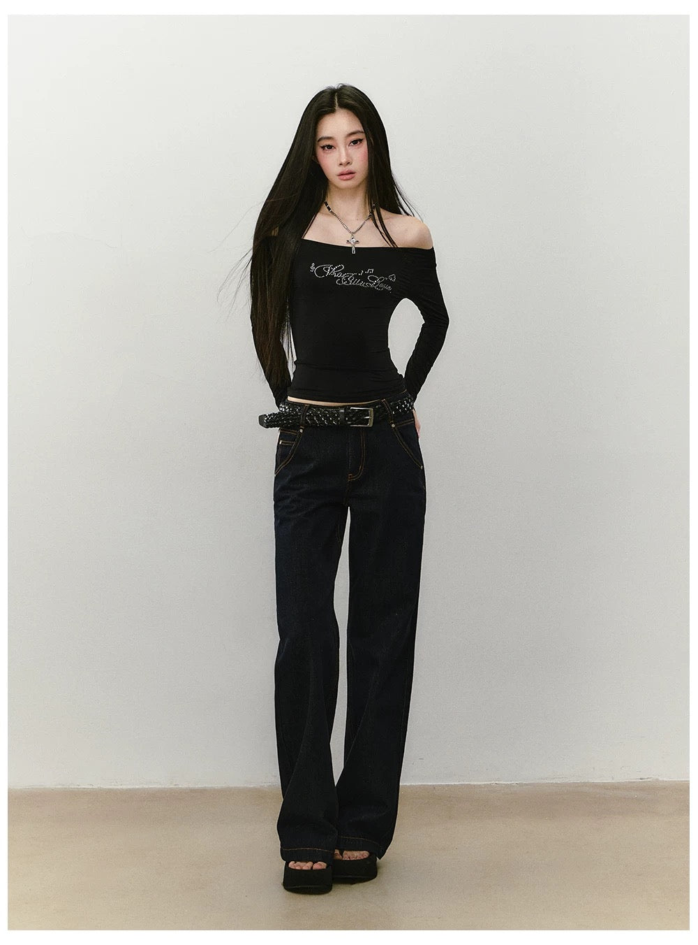 VIA PITTI VIABTP370 Rhinestone one shoulder top