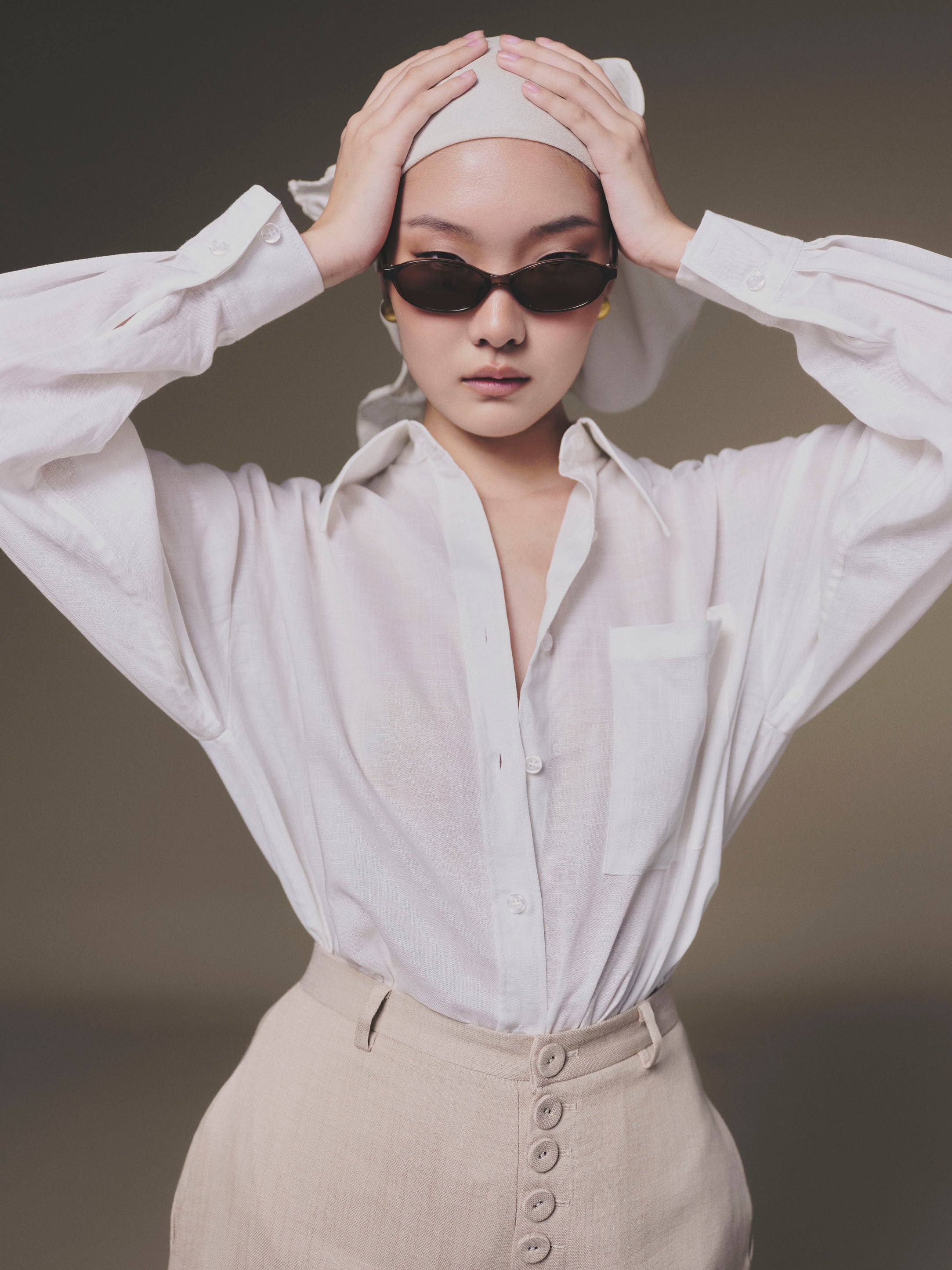KEIRA TONG Linen Shirt & Button Baggy Pant