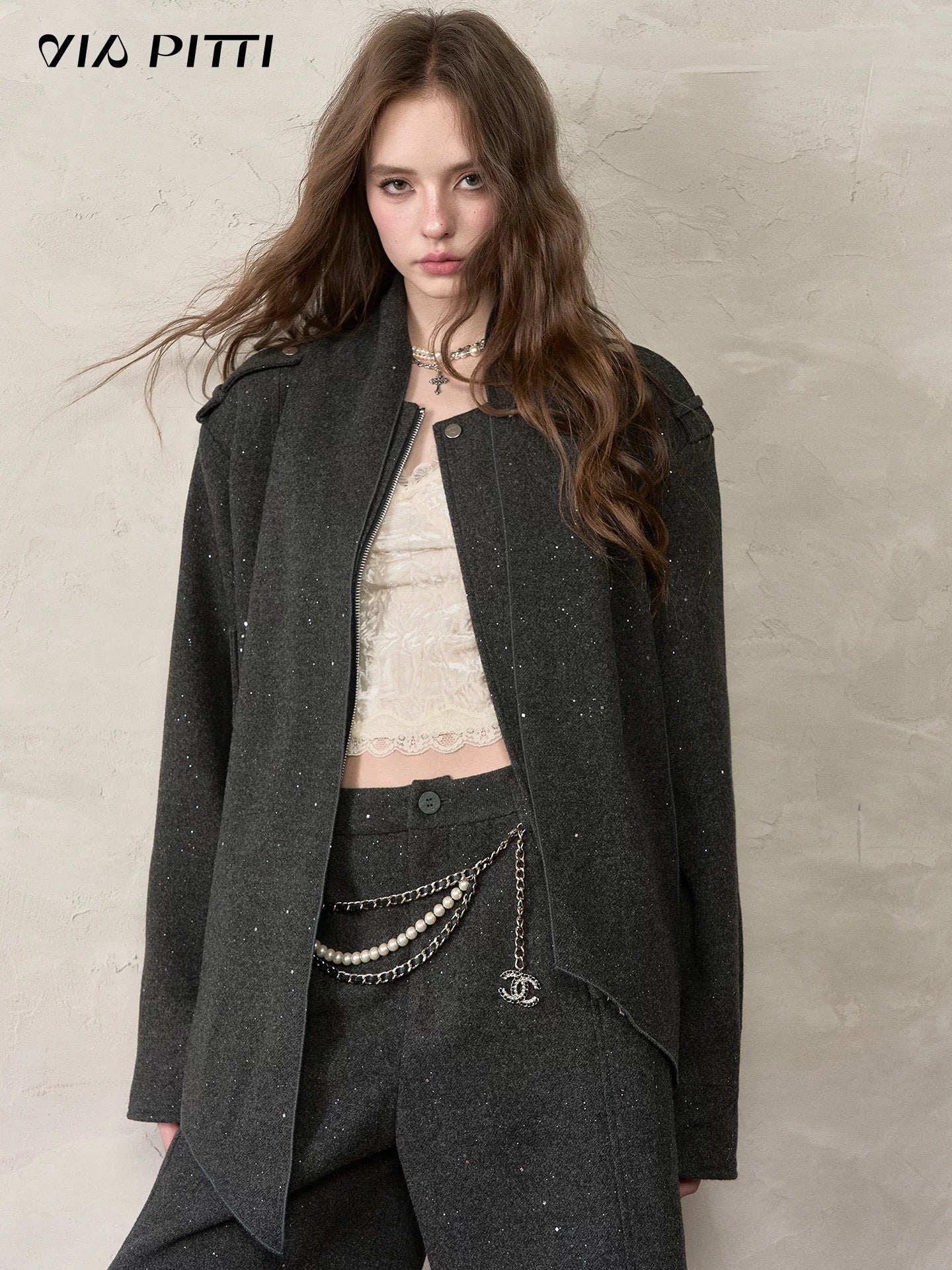 VIA PITTI VIACC555&VIACP560 Sparkling loose scarf jacket + mid-length pants
