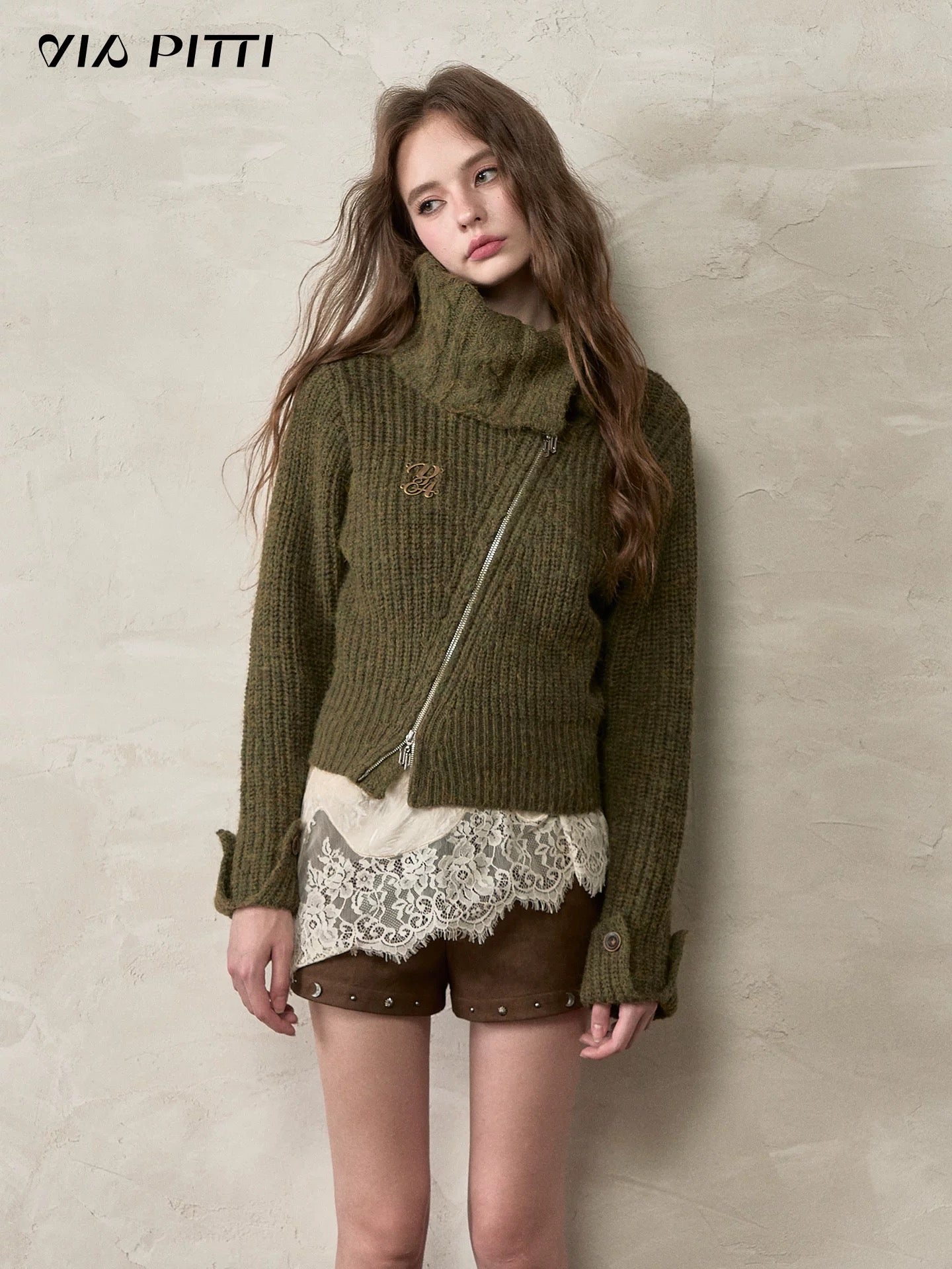 VIA PITTI VIADK607 Collar zipper knitted cardigan