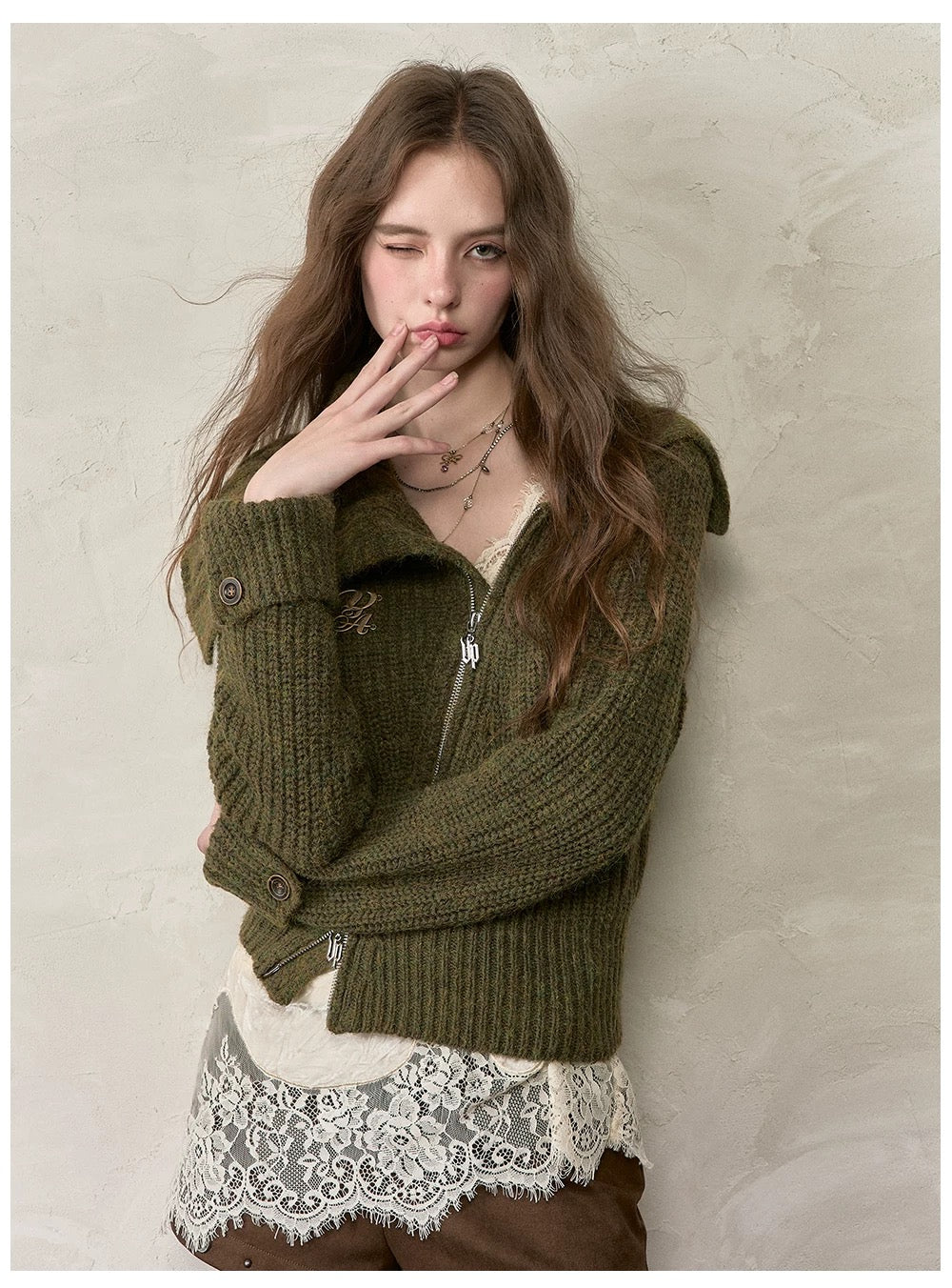 VIA PITTI VIADK607 Collar zipper knitted cardigan