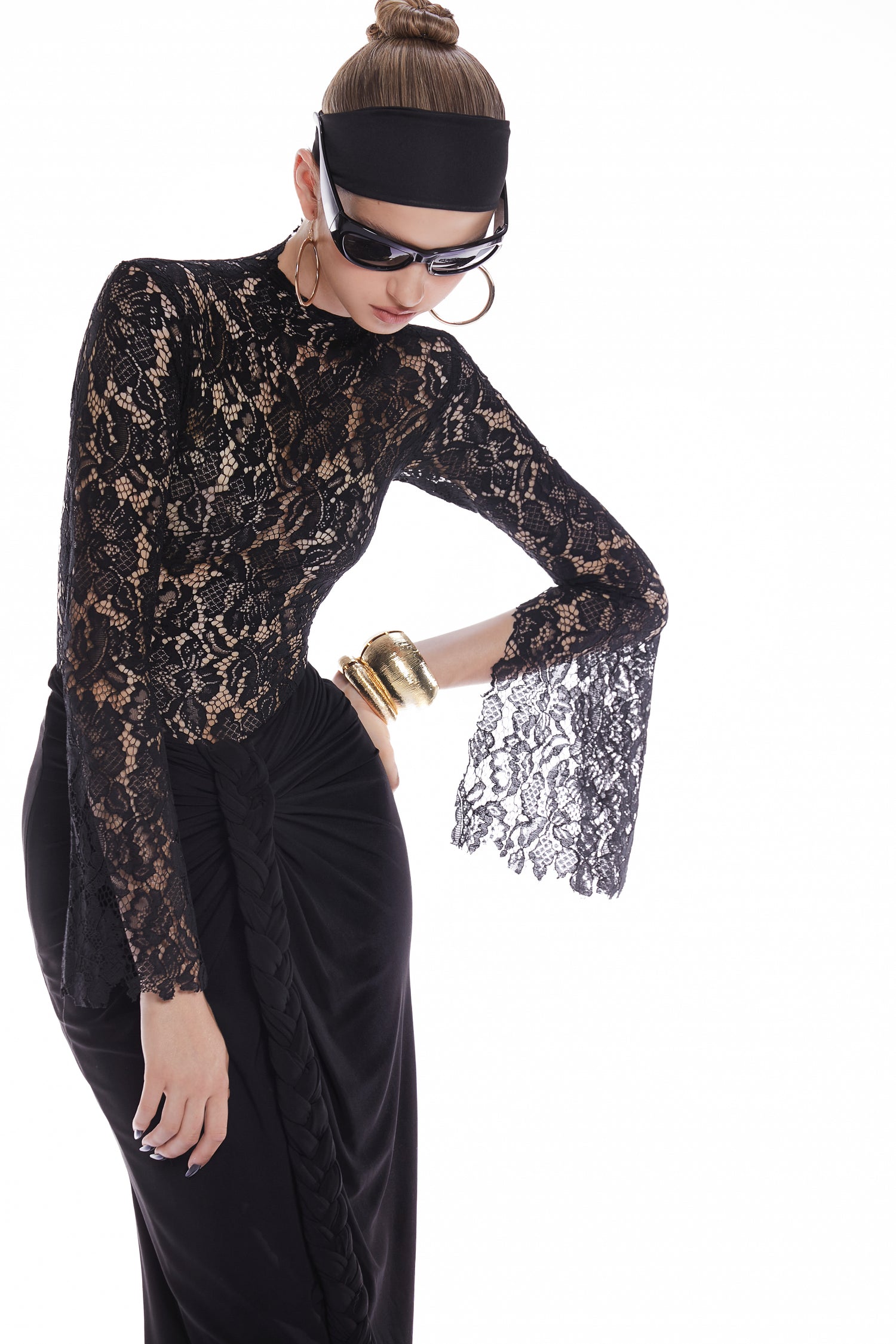 MAEL FEMME GWEN LACE BODYSUIT & SADIE SKIRT(2 colors)