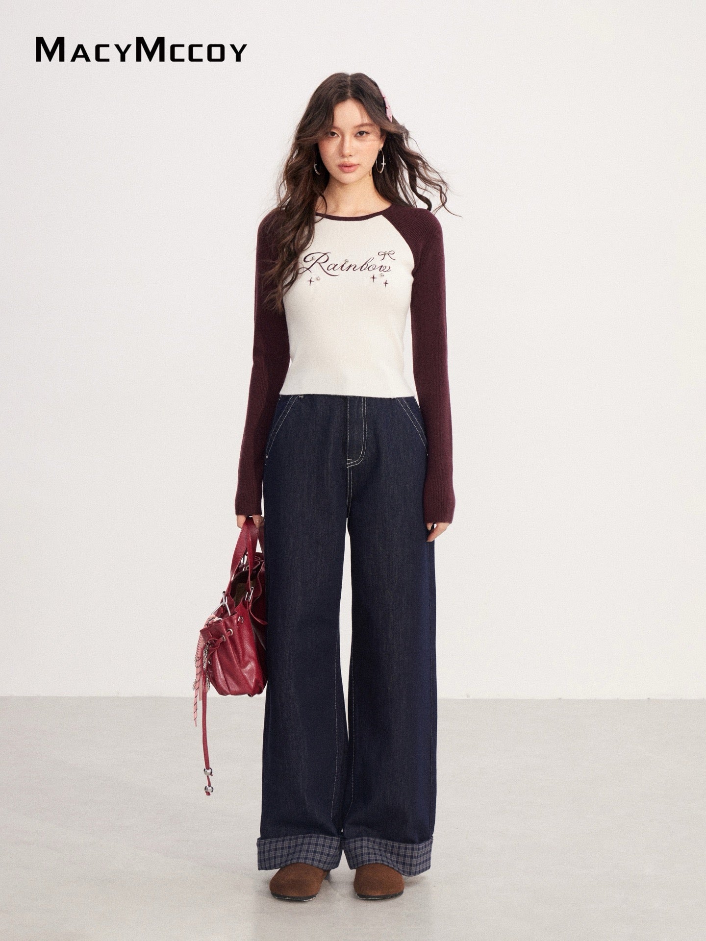 MacyMccoy MMC2025230 Contrast embroidered knitted top