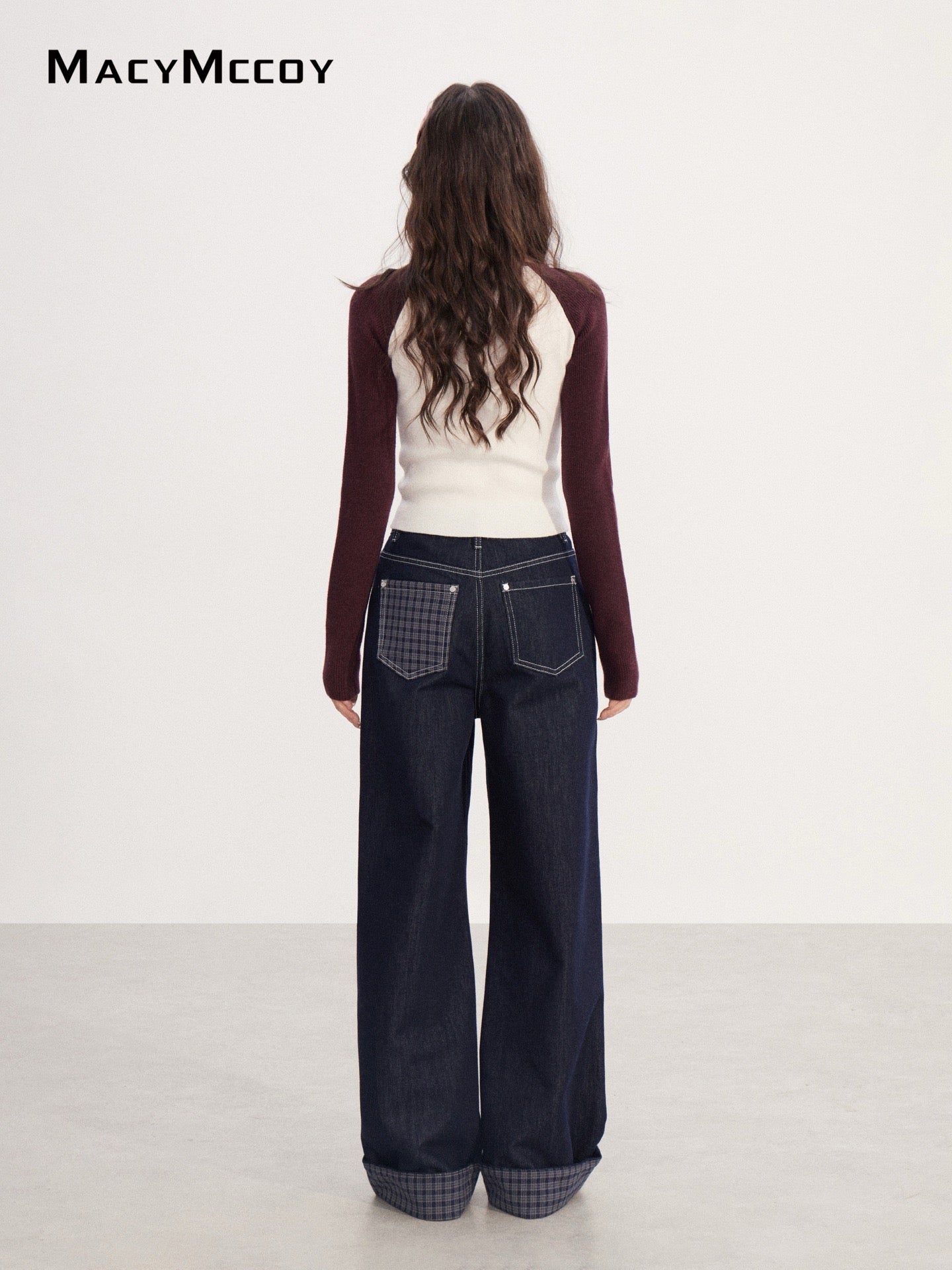 MacyMccoy MMC2025230 Contrast embroidered knitted top