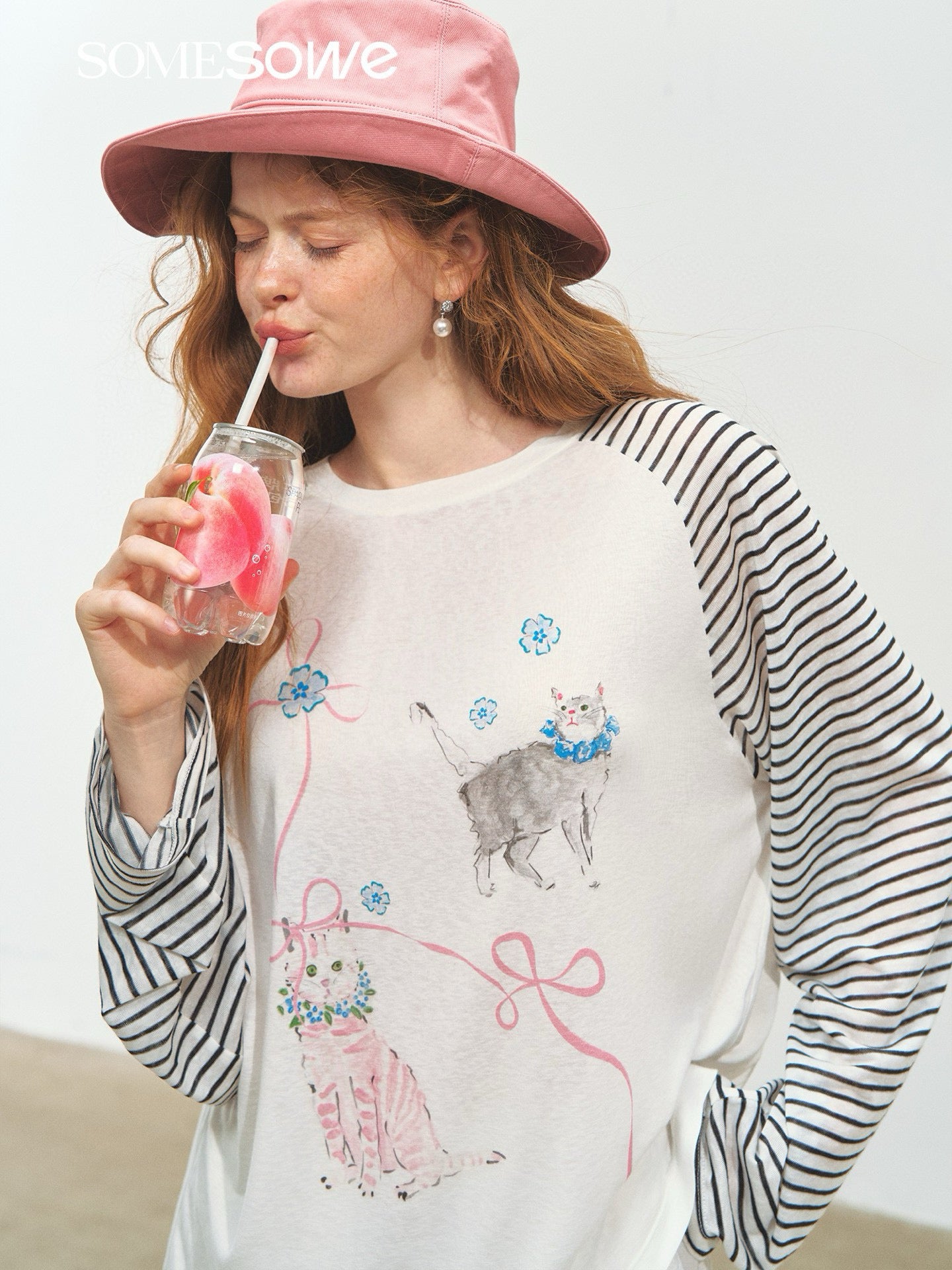 SOMESOWE S2508160 Cat printed striped patchwork top