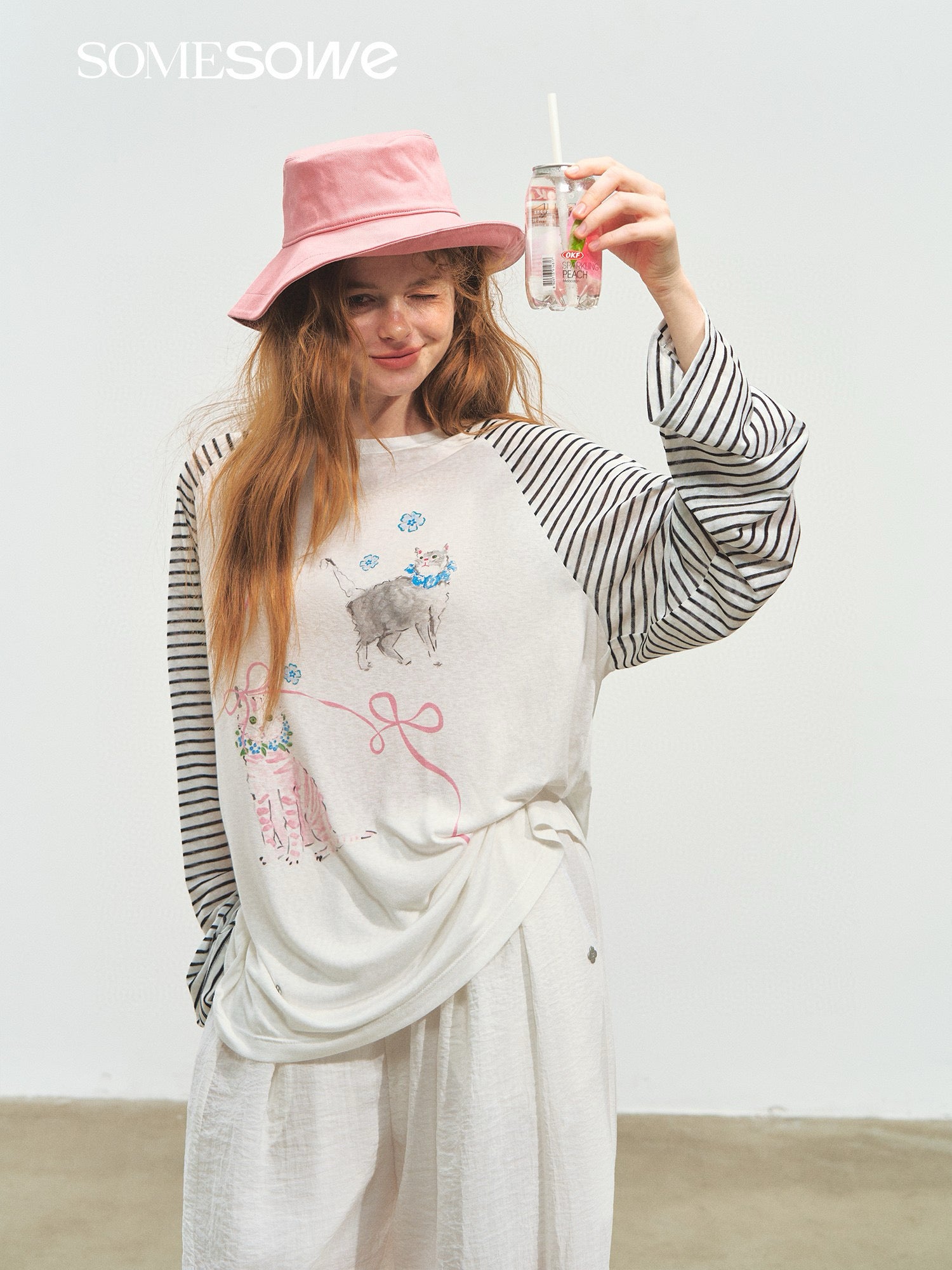 SOMESOWE S2508160 Cat printed striped patchwork top